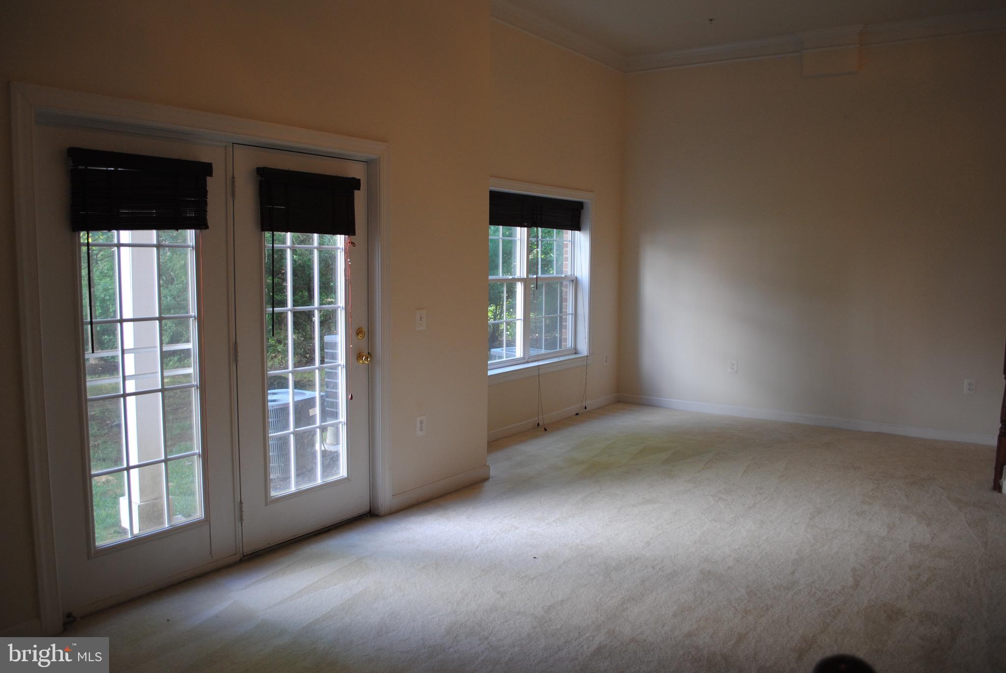 COPPERMINE CROSSING - Residential Lease