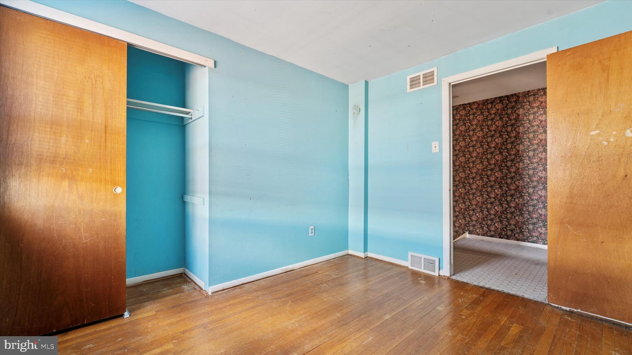 SOMERTON - Residential