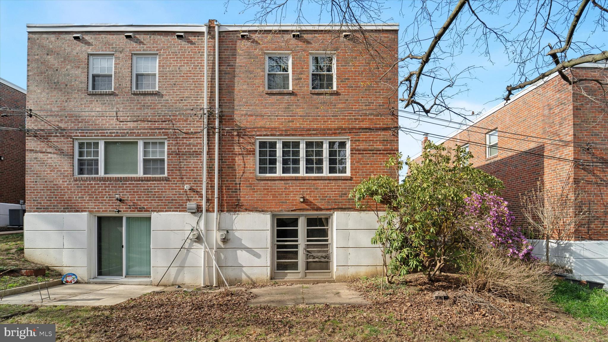 SOMERTON - Residential