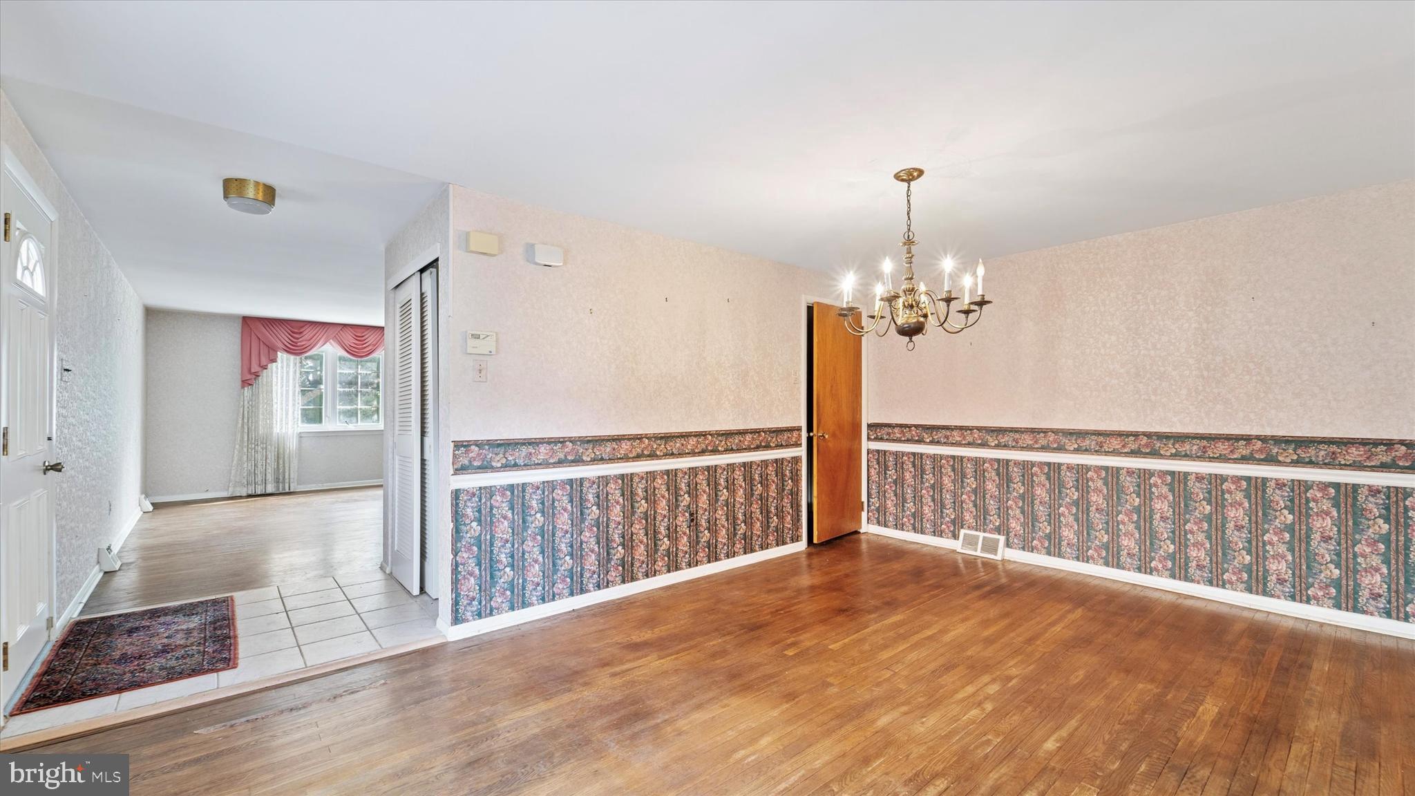 SOMERTON - Residential