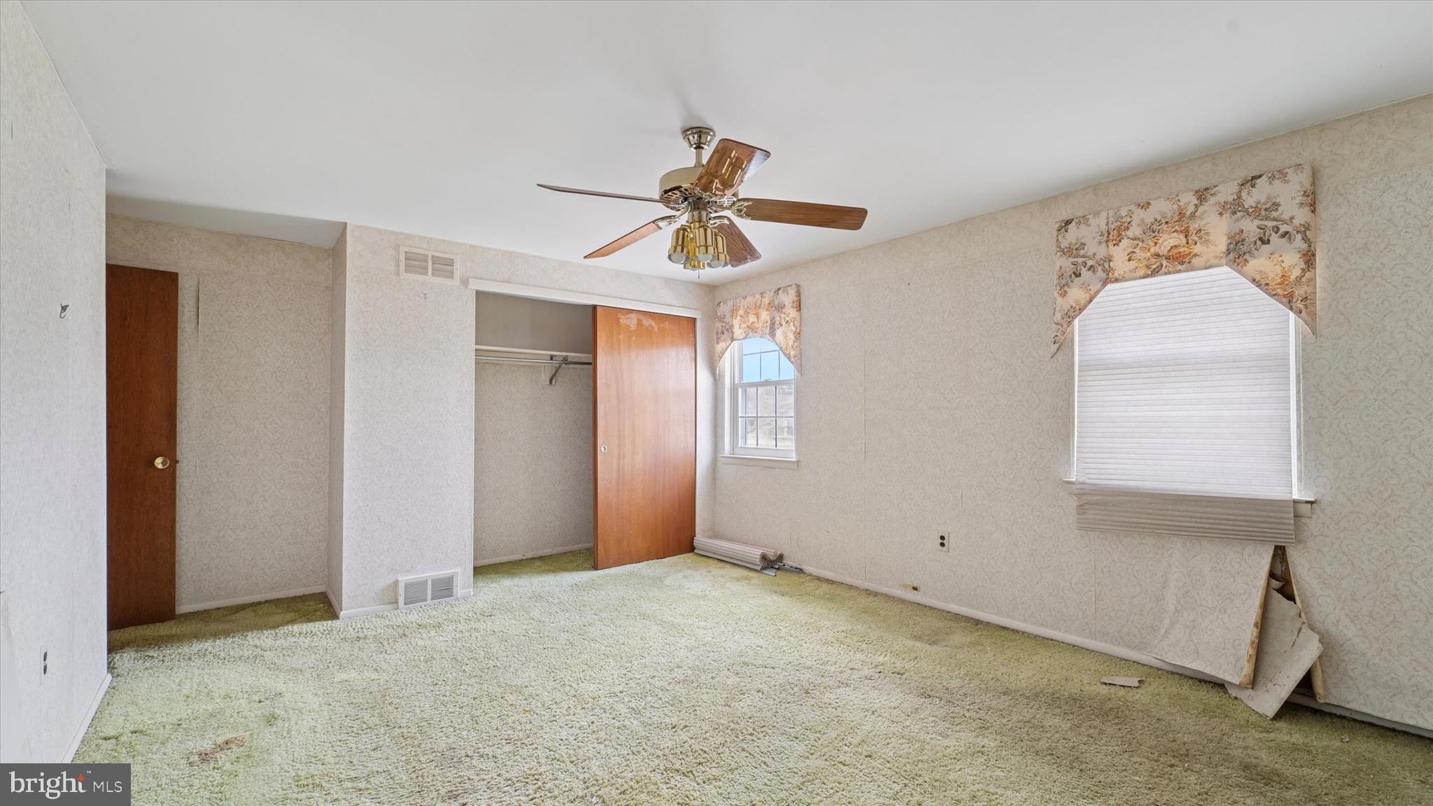 SOMERTON - Residential