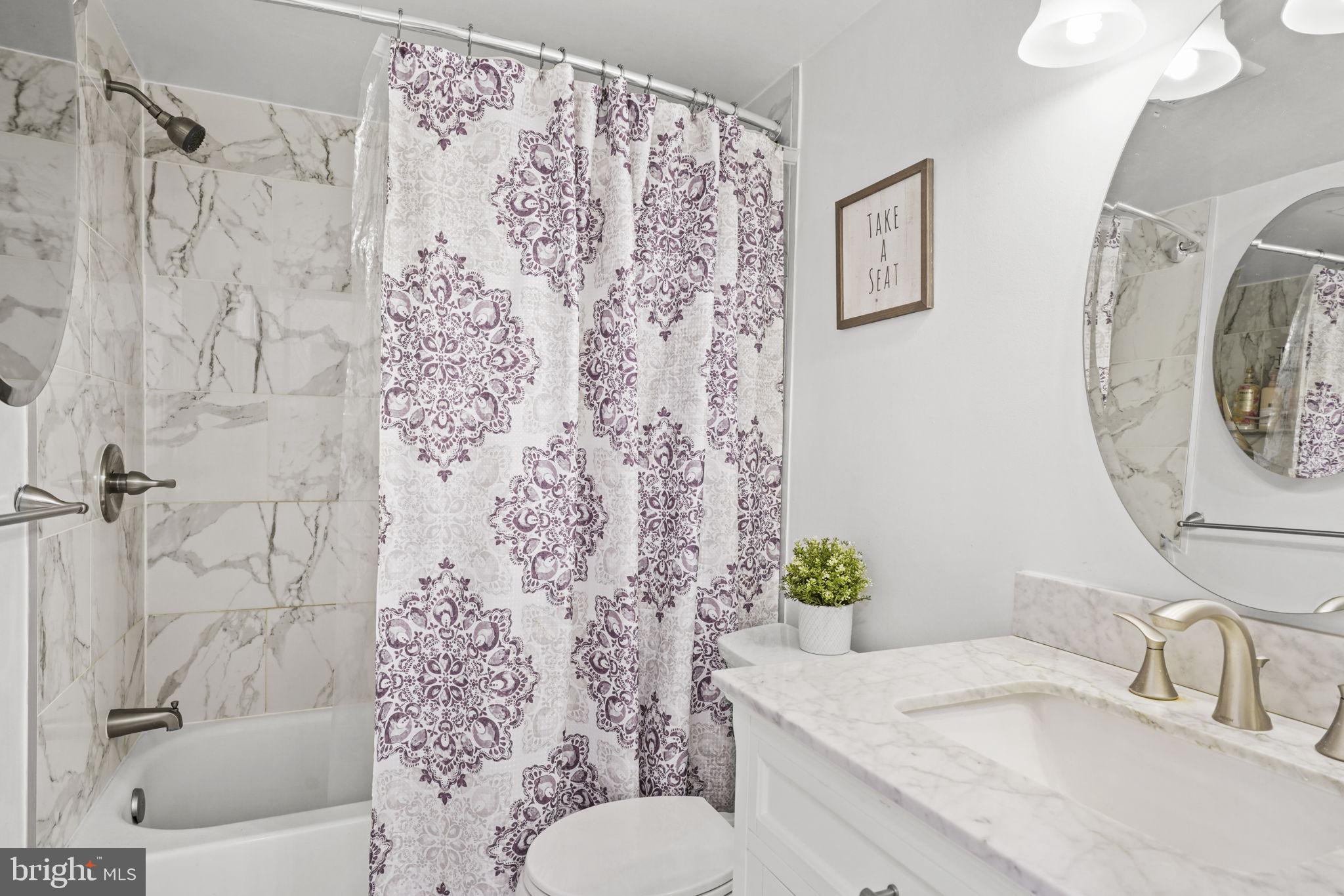 CHERRY GLEN CONDOS - Residential