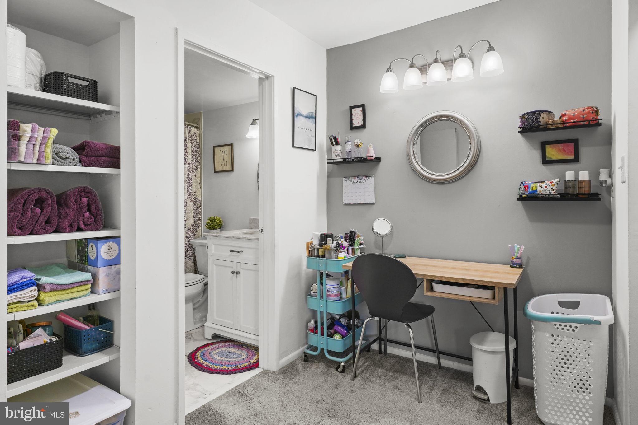 CHERRY GLEN CONDOS - Residential