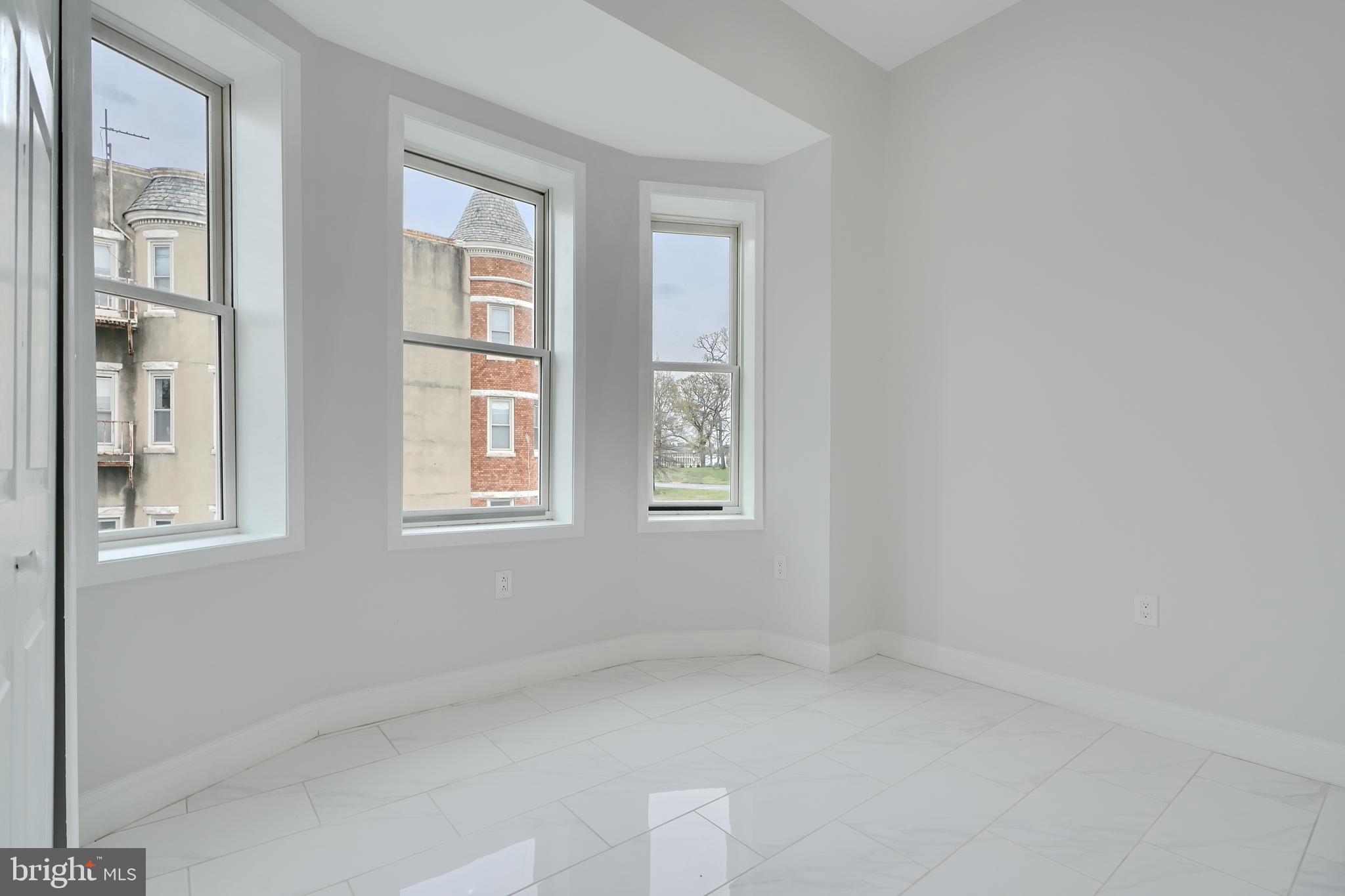 AUCHENTOROLY TERRACE HISTORIC DISTRICT - Residential Income