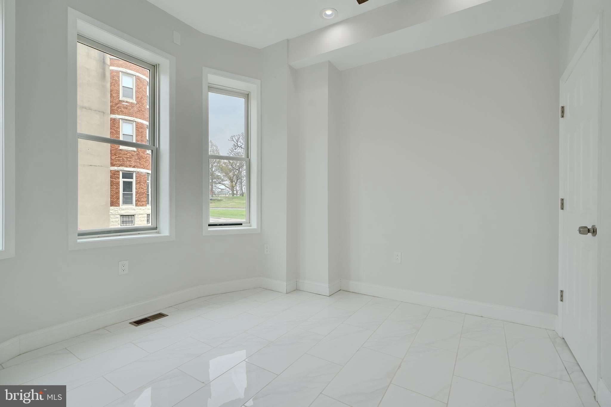 AUCHENTOROLY TERRACE HISTORIC DISTRICT - Residential Income