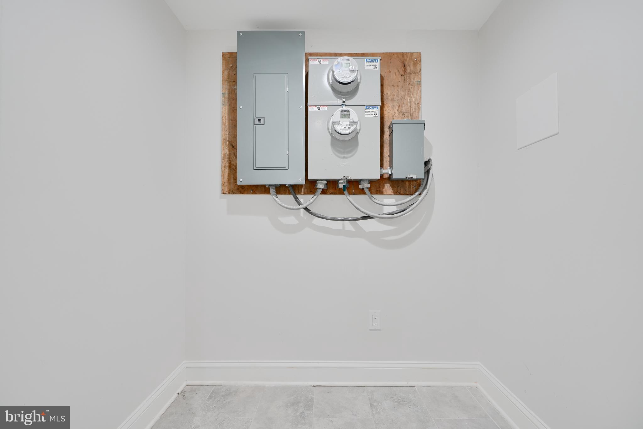 AUCHENTOROLY TERRACE HISTORIC DISTRICT - Residential Income