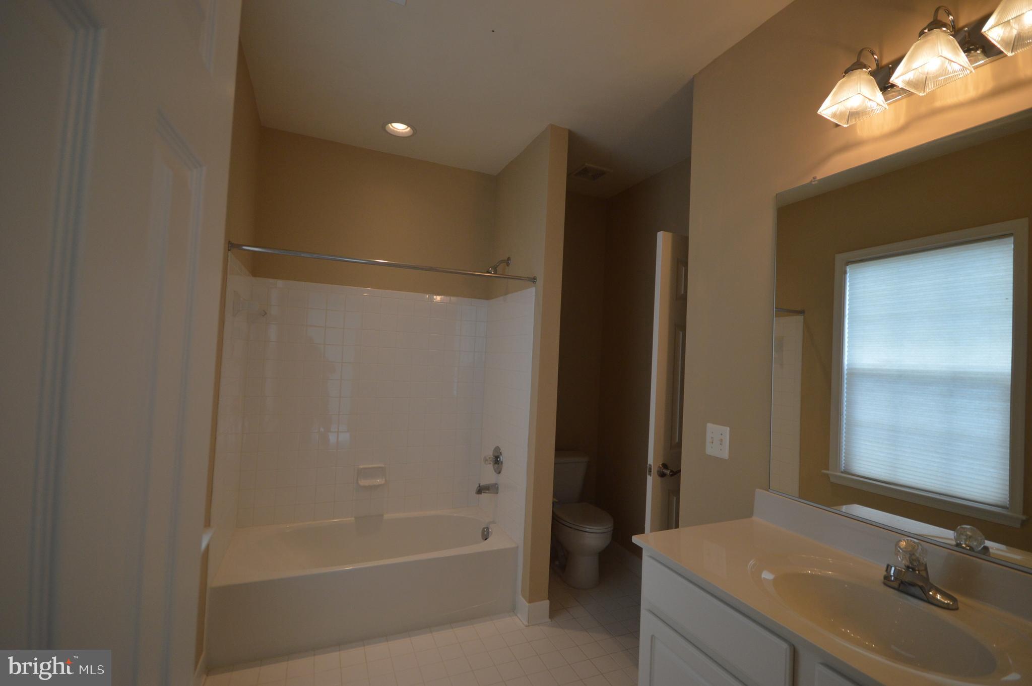 DEERFIELD VILLAGE - Residential Lease