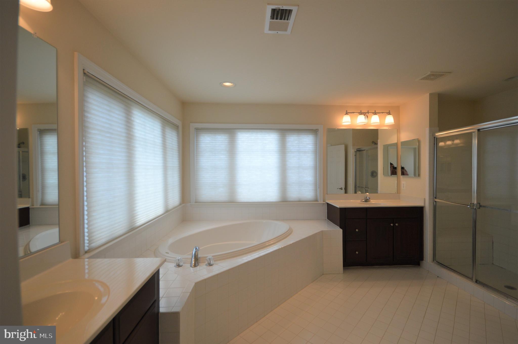 DEERFIELD VILLAGE - Residential Lease