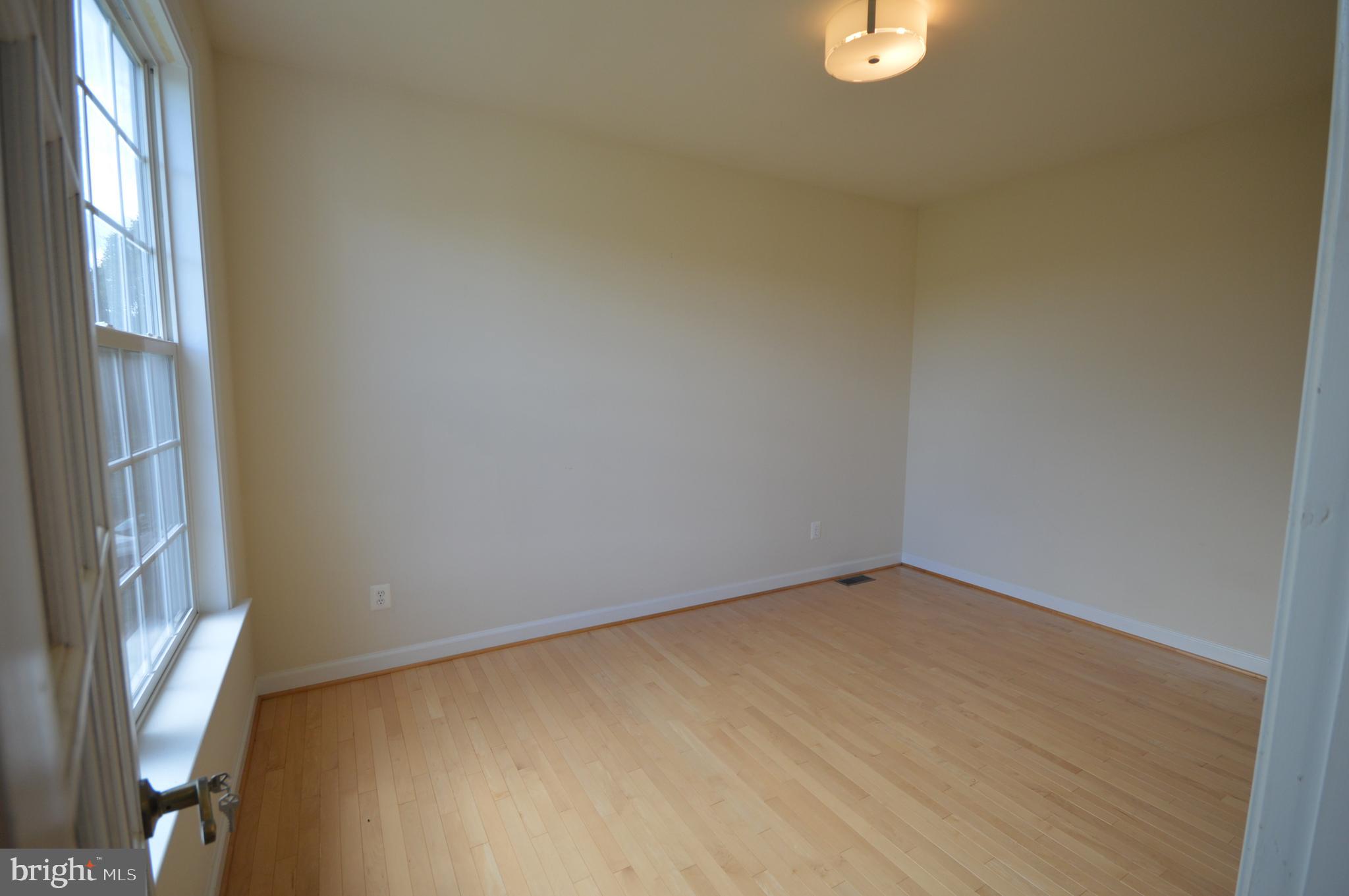 DEERFIELD VILLAGE - Residential Lease