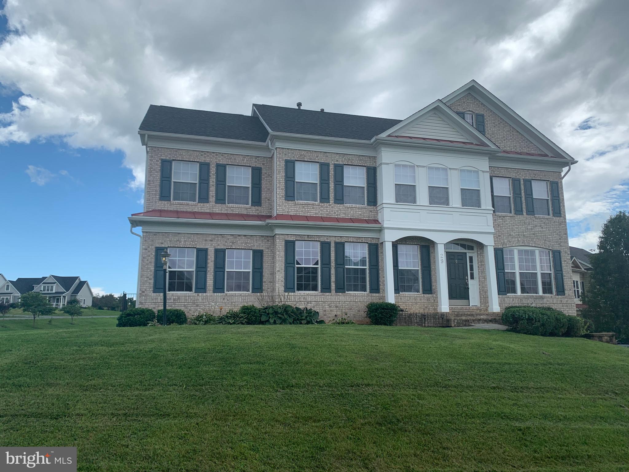 DEERFIELD VILLAGE - Residential Lease