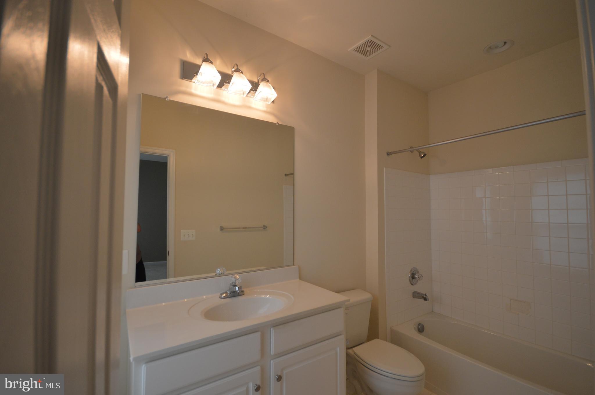 DEERFIELD VILLAGE - Residential Lease