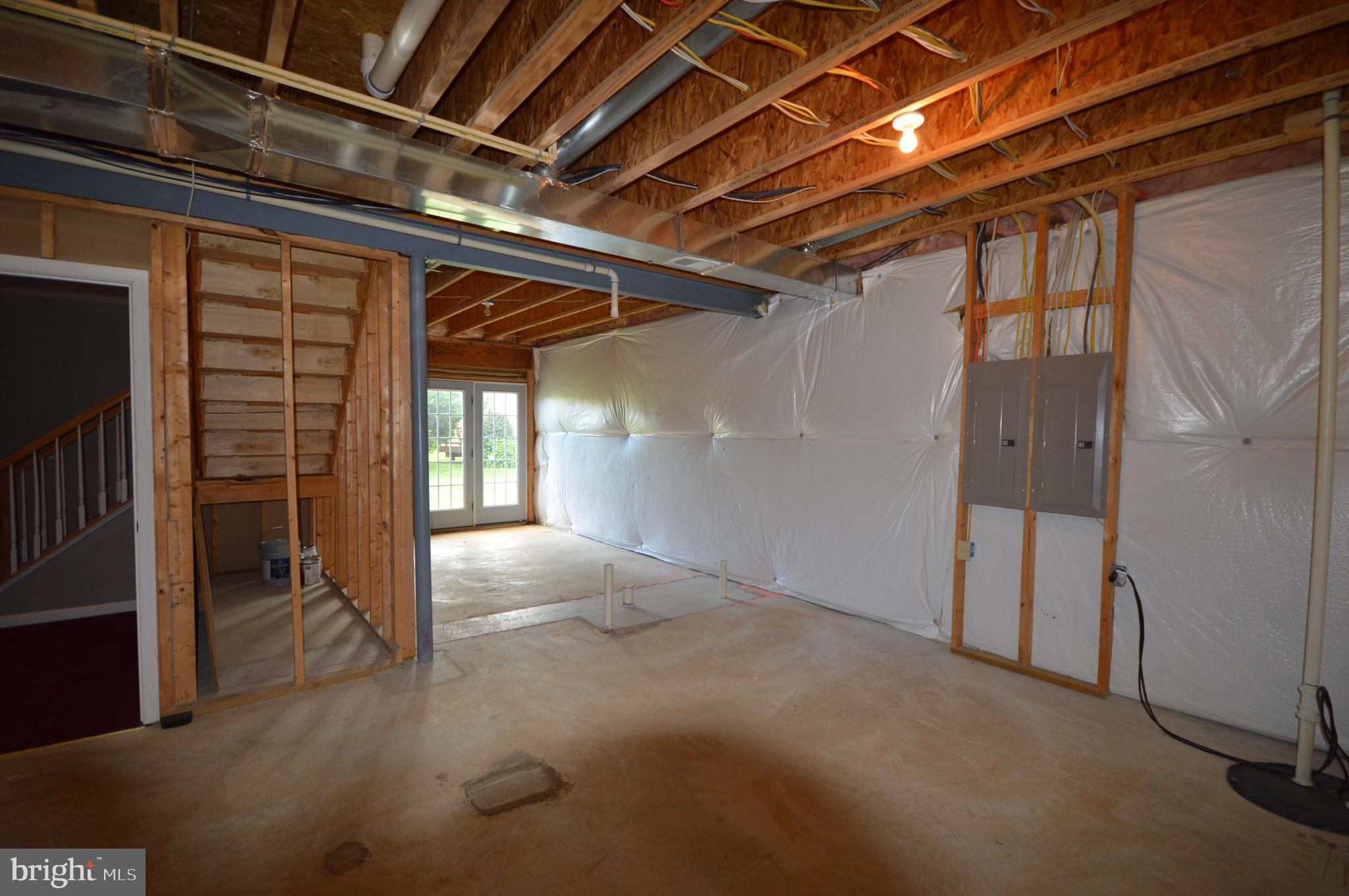 DEERFIELD VILLAGE - Residential Lease