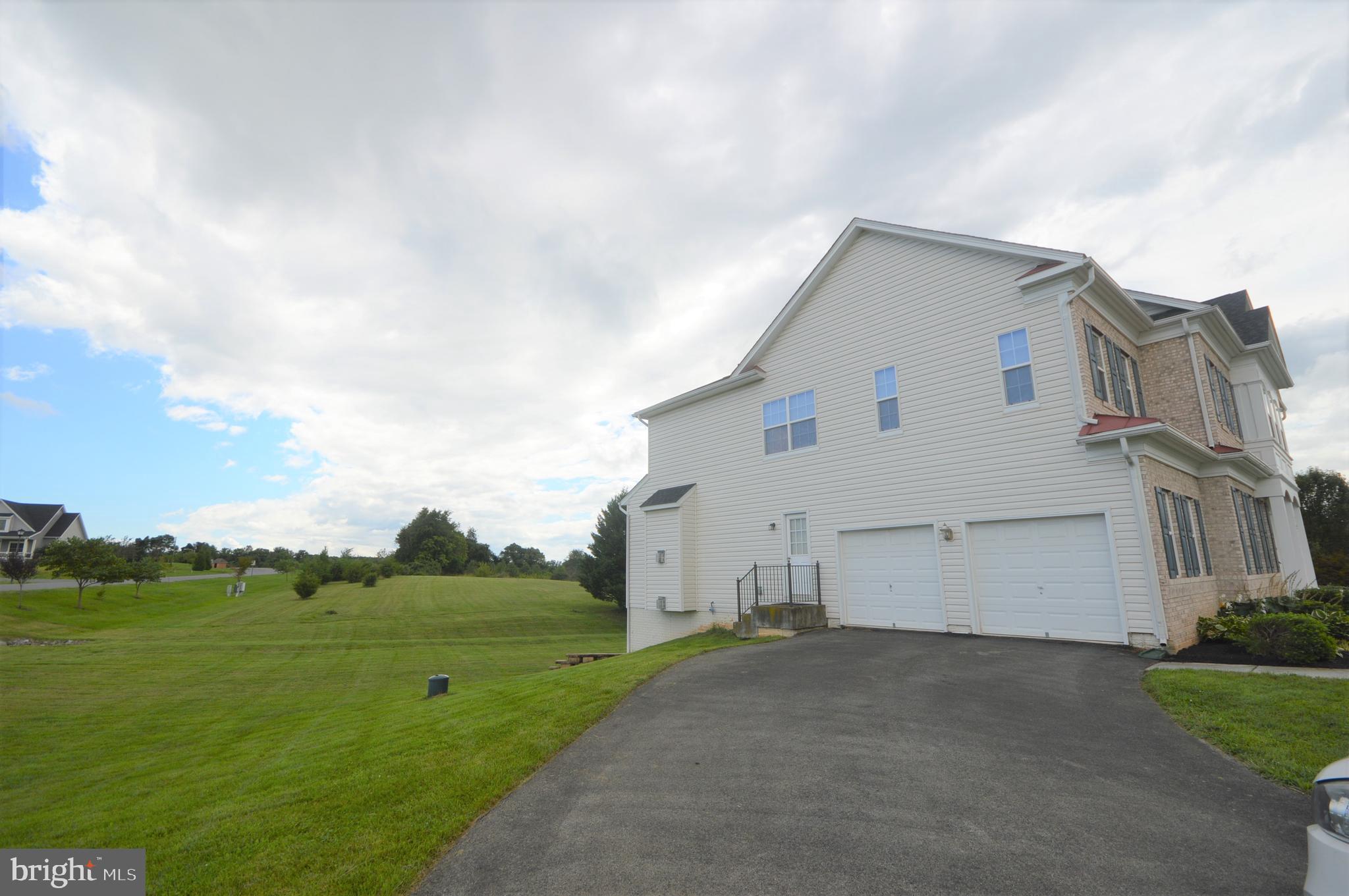 DEERFIELD VILLAGE - Residential Lease