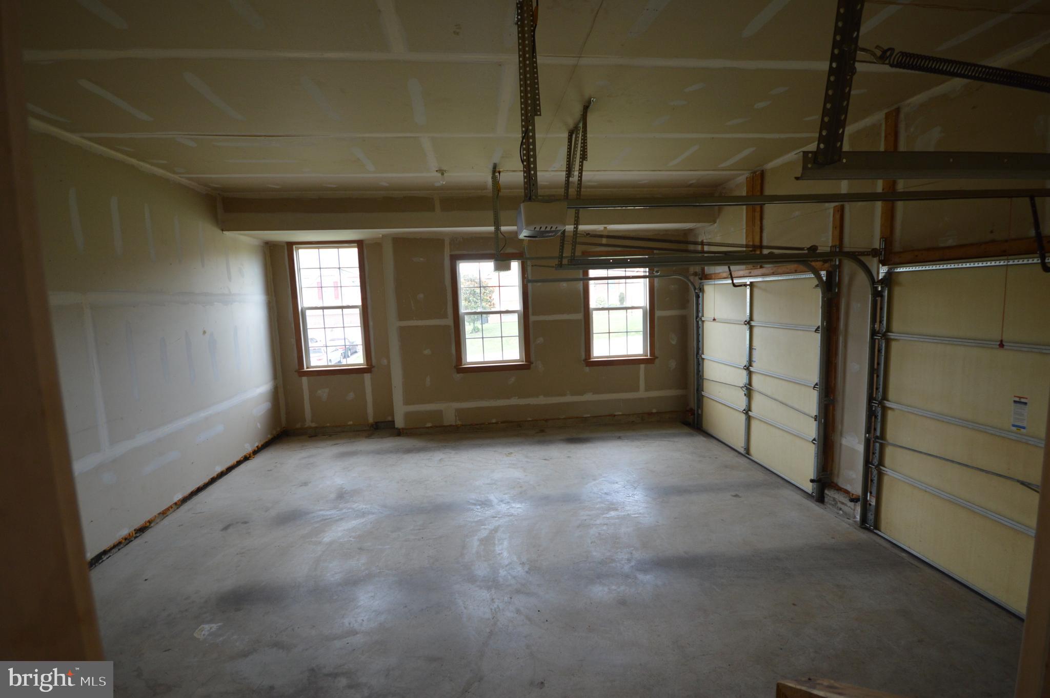 DEERFIELD VILLAGE - Residential Lease