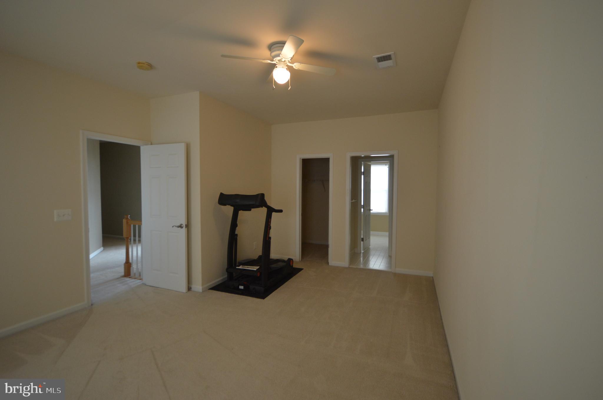 DEERFIELD VILLAGE - Residential Lease