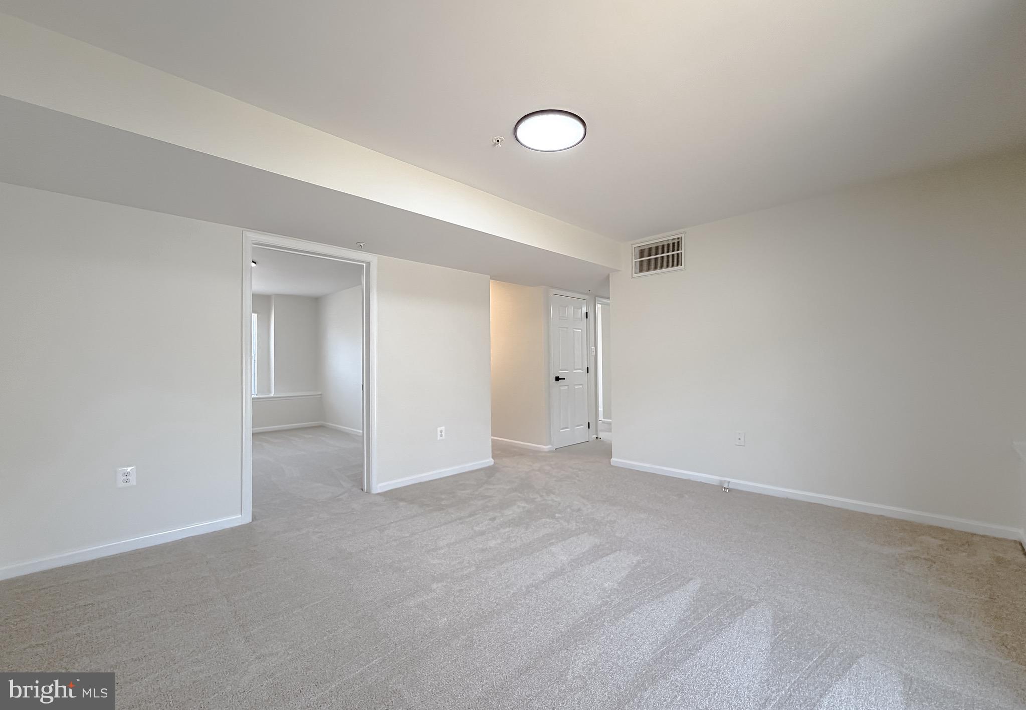 ELIZABETH HILLS - Residential