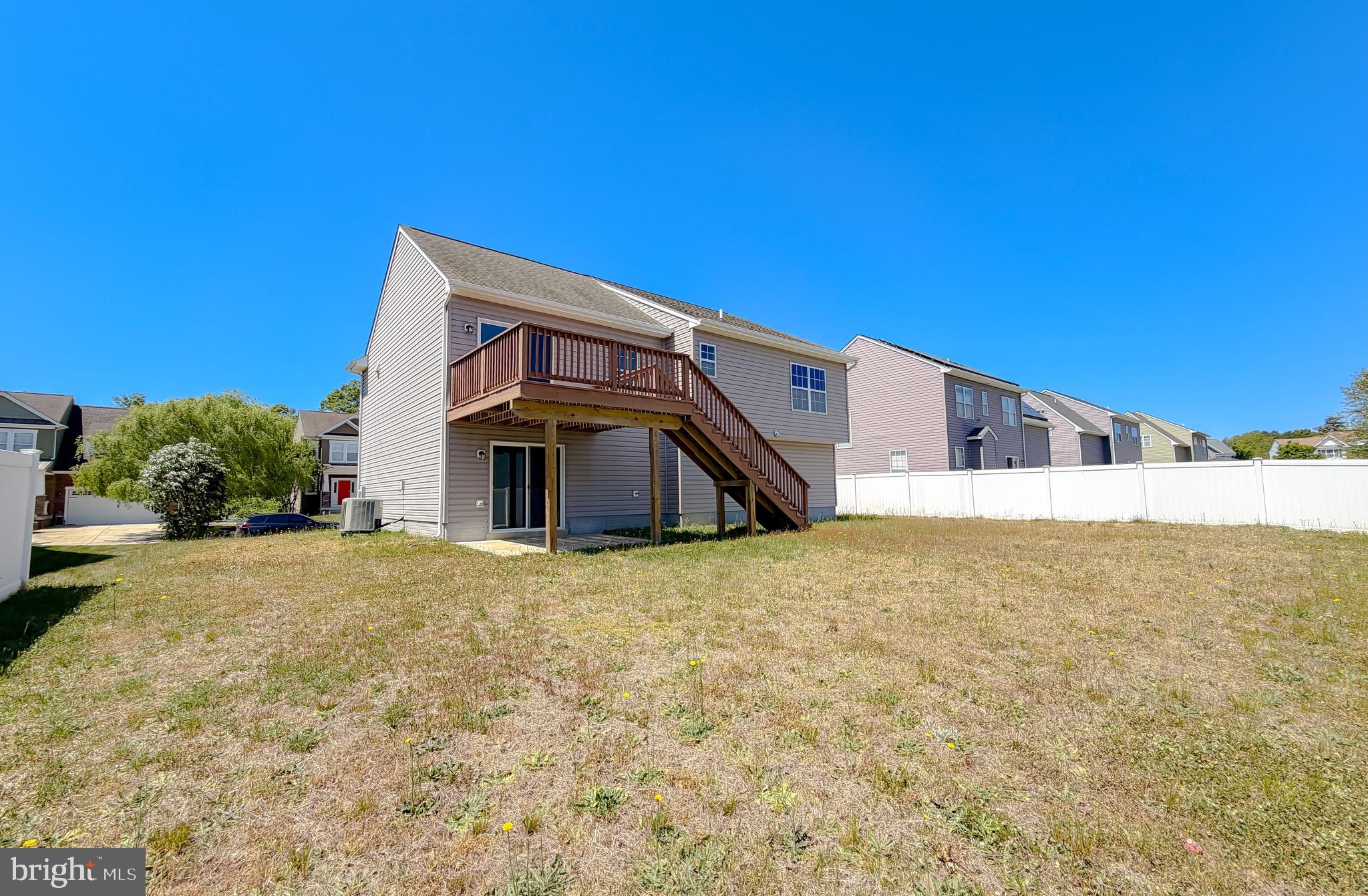 ELIZABETH HILLS - Residential