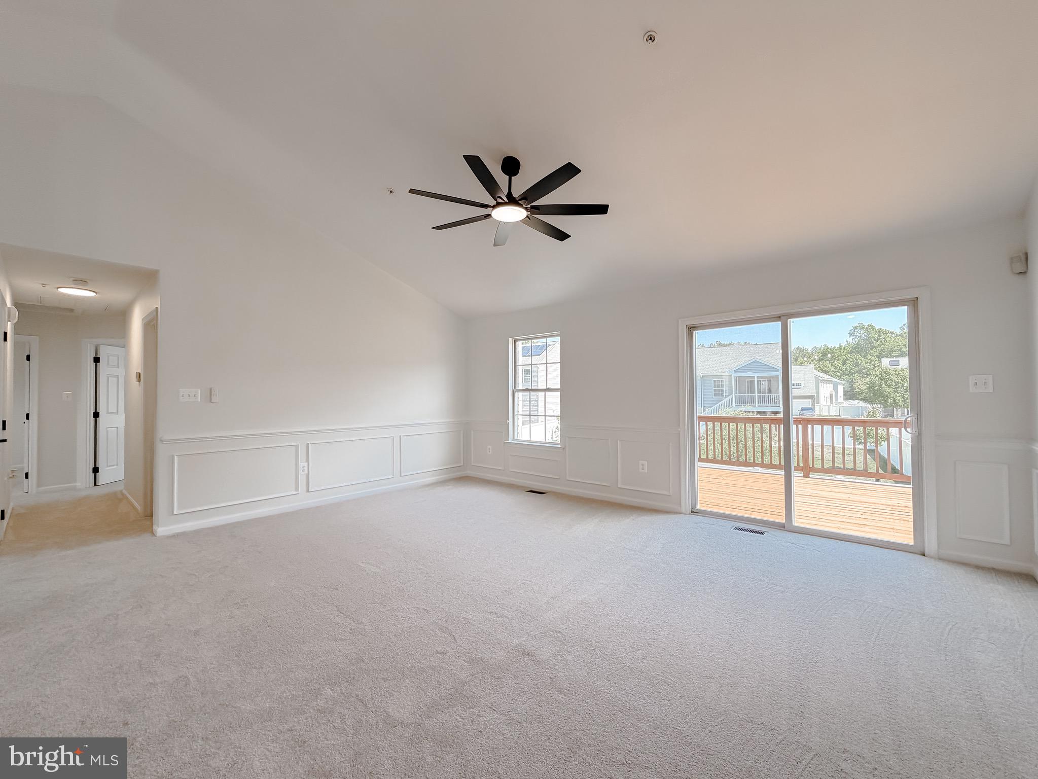 ELIZABETH HILLS - Residential