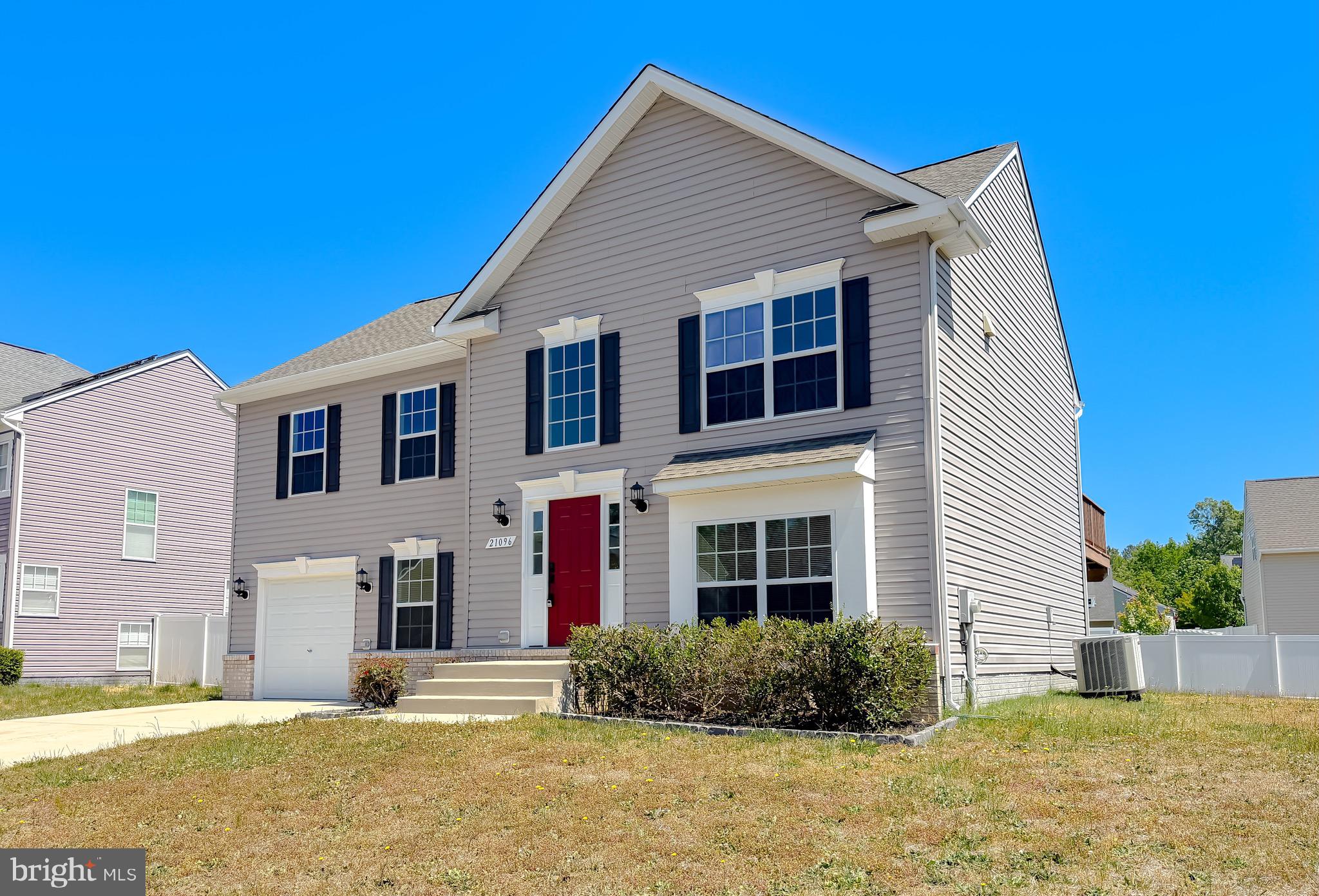 ELIZABETH HILLS - Residential