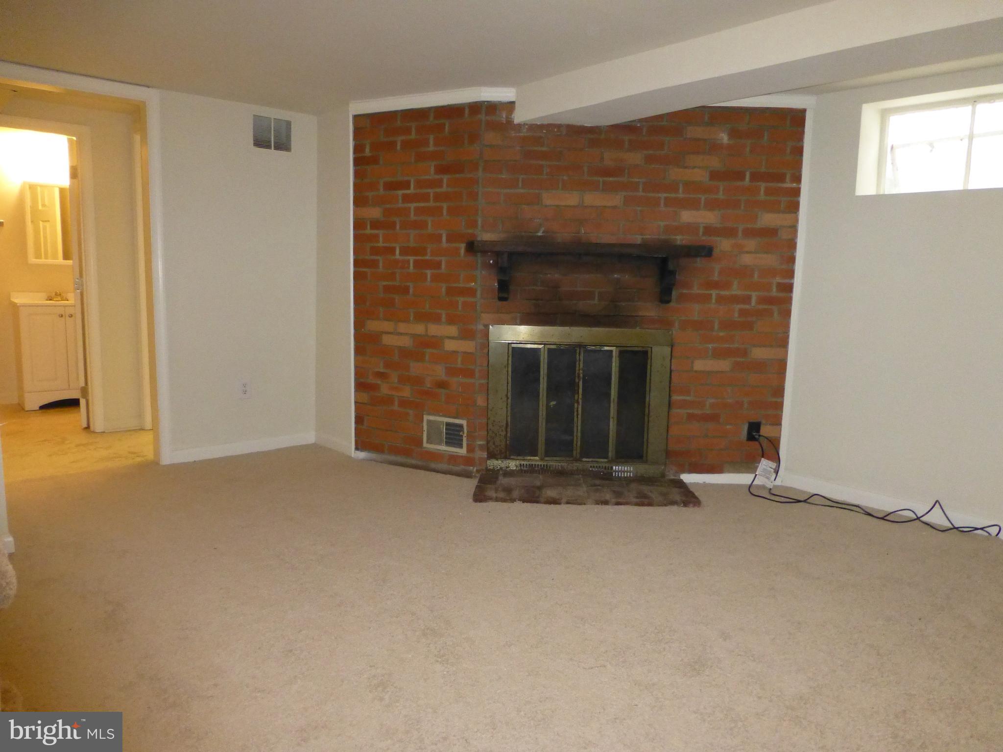 WAKEFIELD - Residential Lease