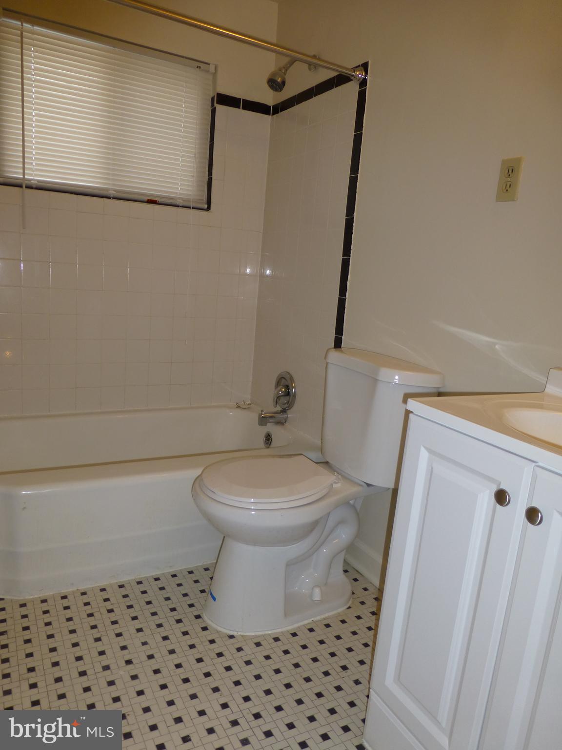 WAKEFIELD - Residential Lease