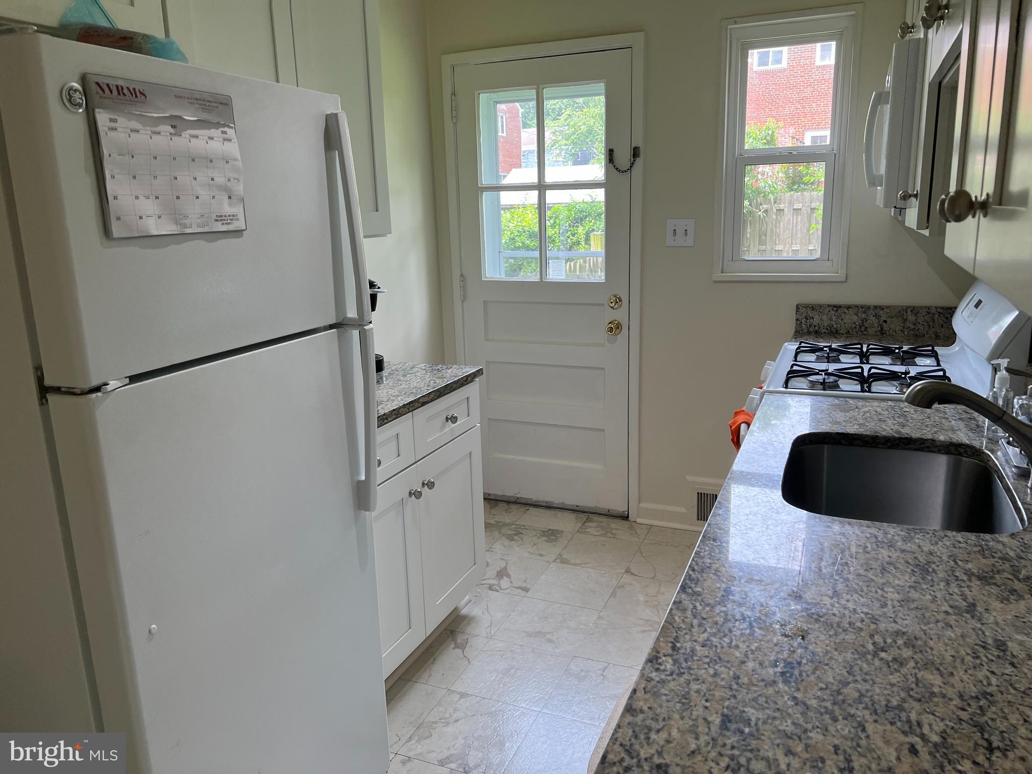 WAKEFIELD - Residential Lease