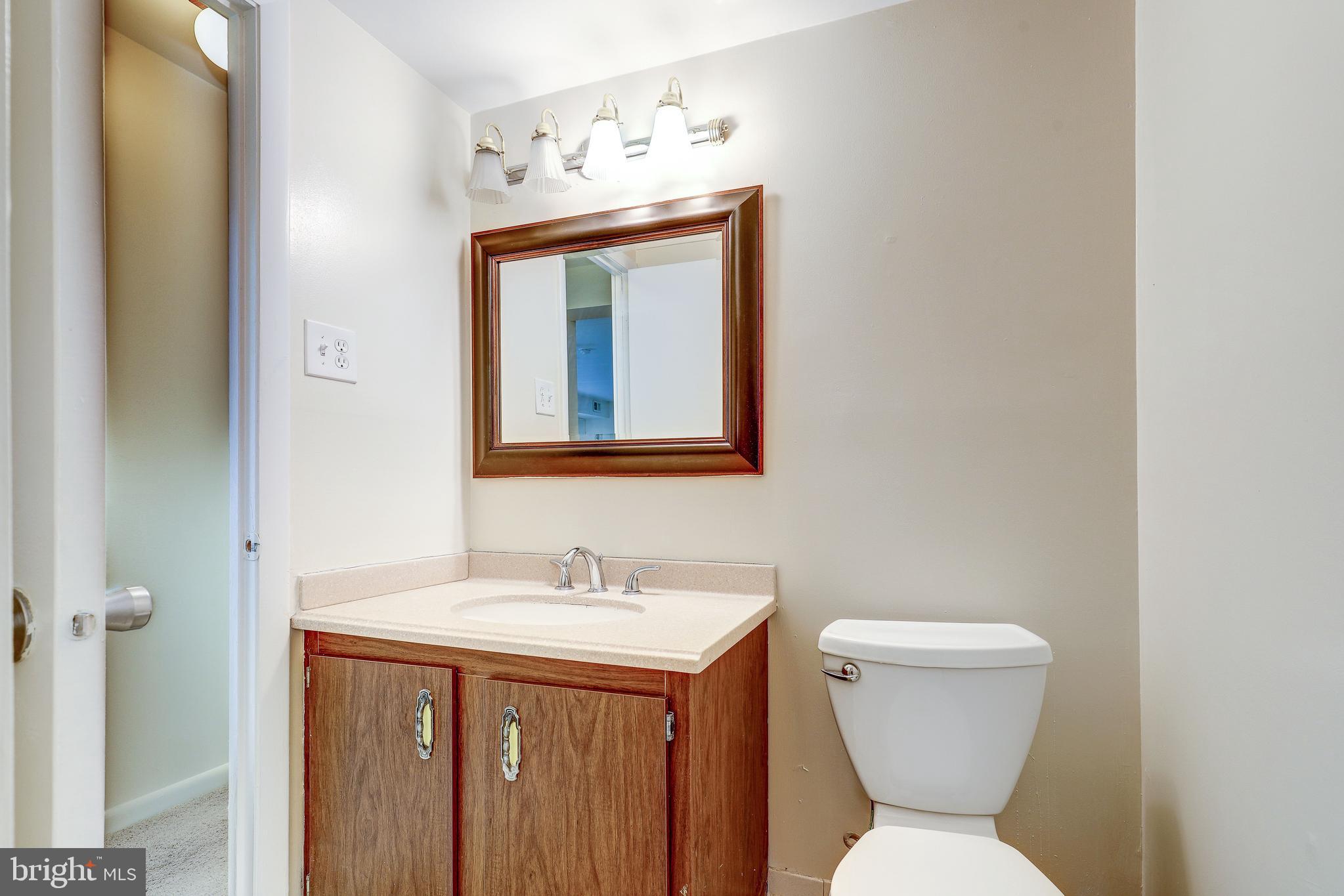 EDSALL TERRACE - Residential Lease