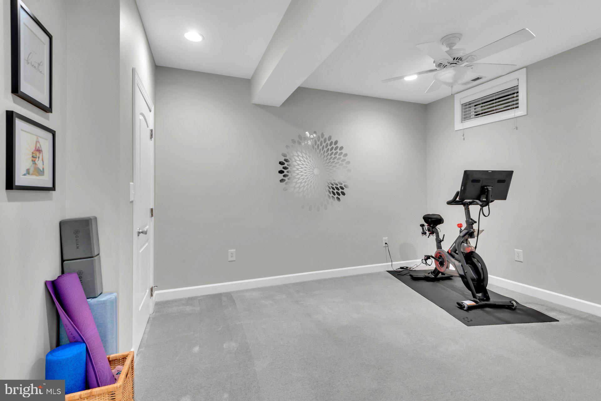 CHAPEL GROVE - Residential