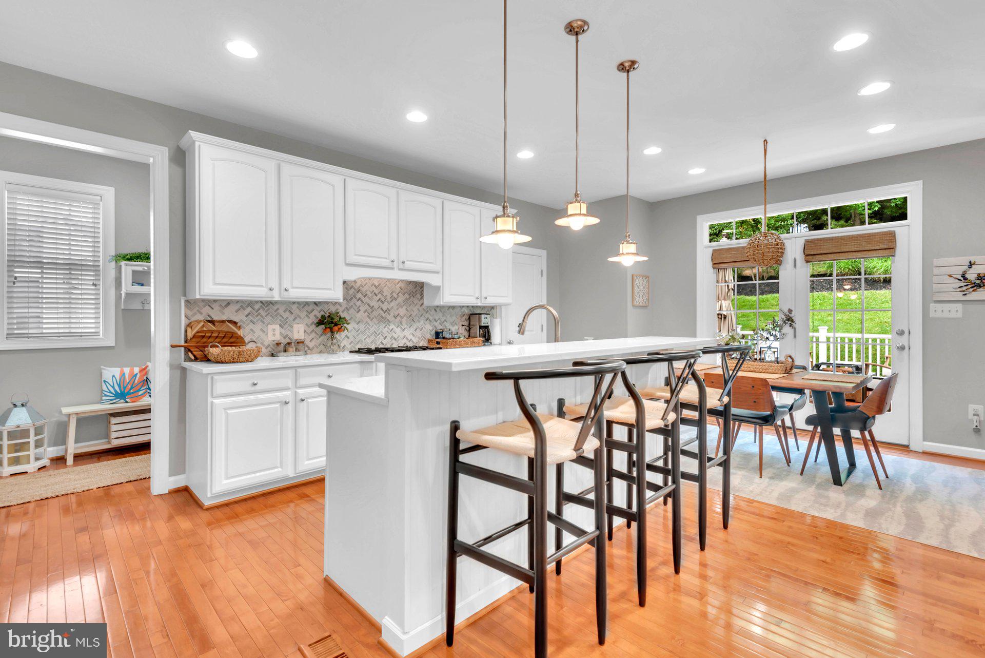 CHAPEL GROVE - Residential