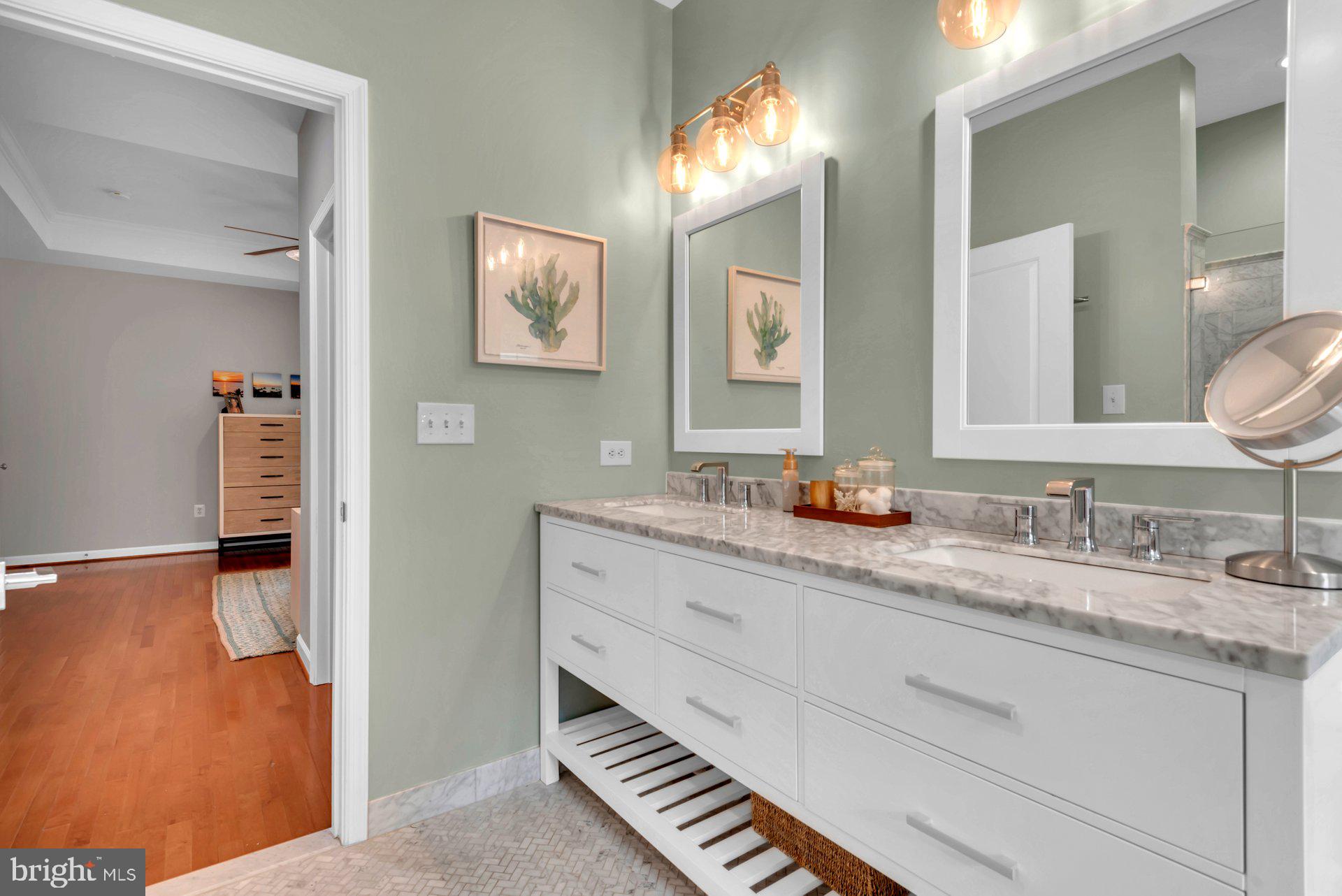 CHAPEL GROVE - Residential