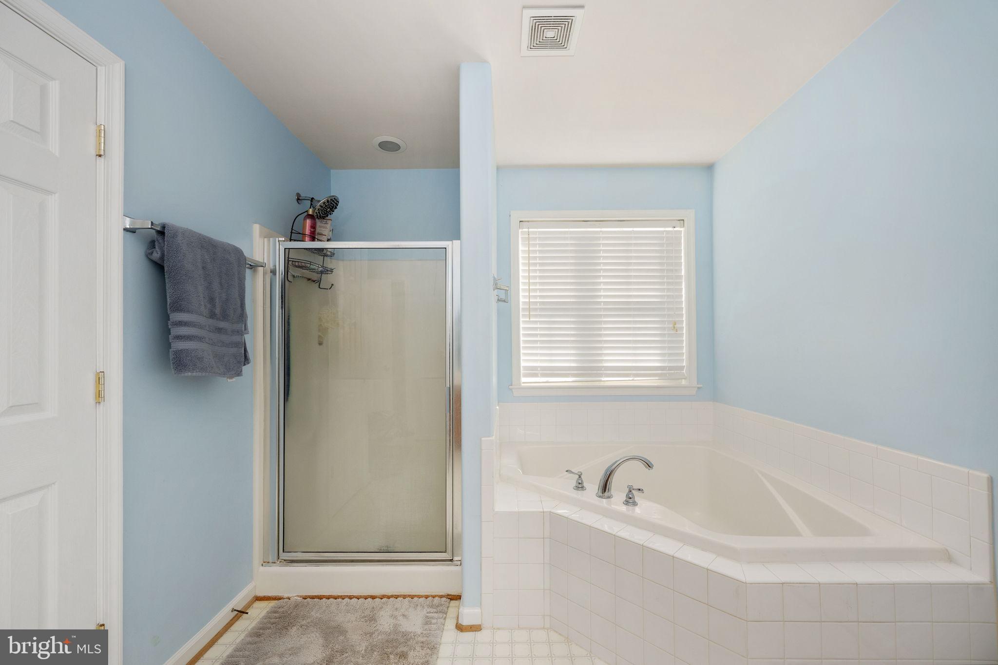 AUSTIN RIDGE - Residential