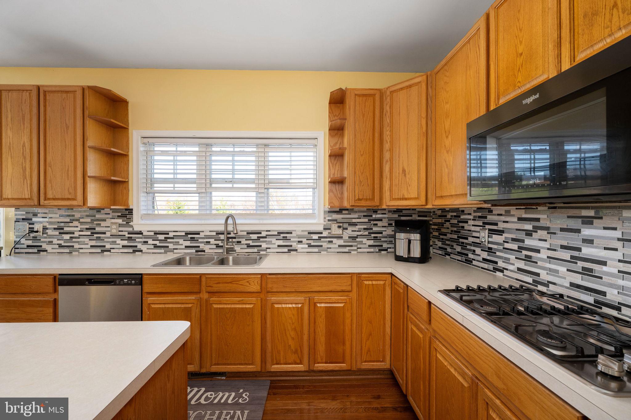 AUSTIN RIDGE - Residential