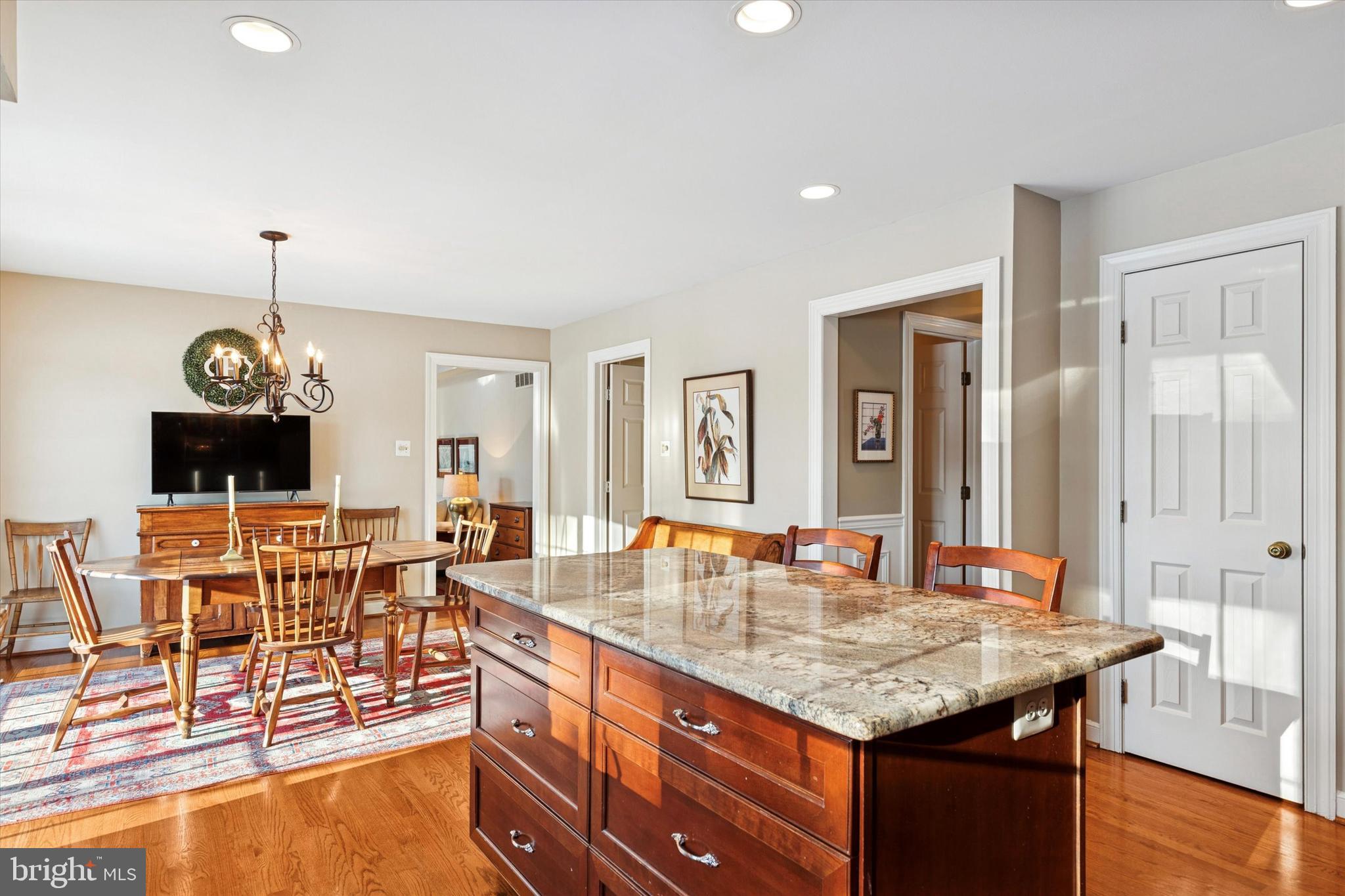 OAK RIDGE - Residential