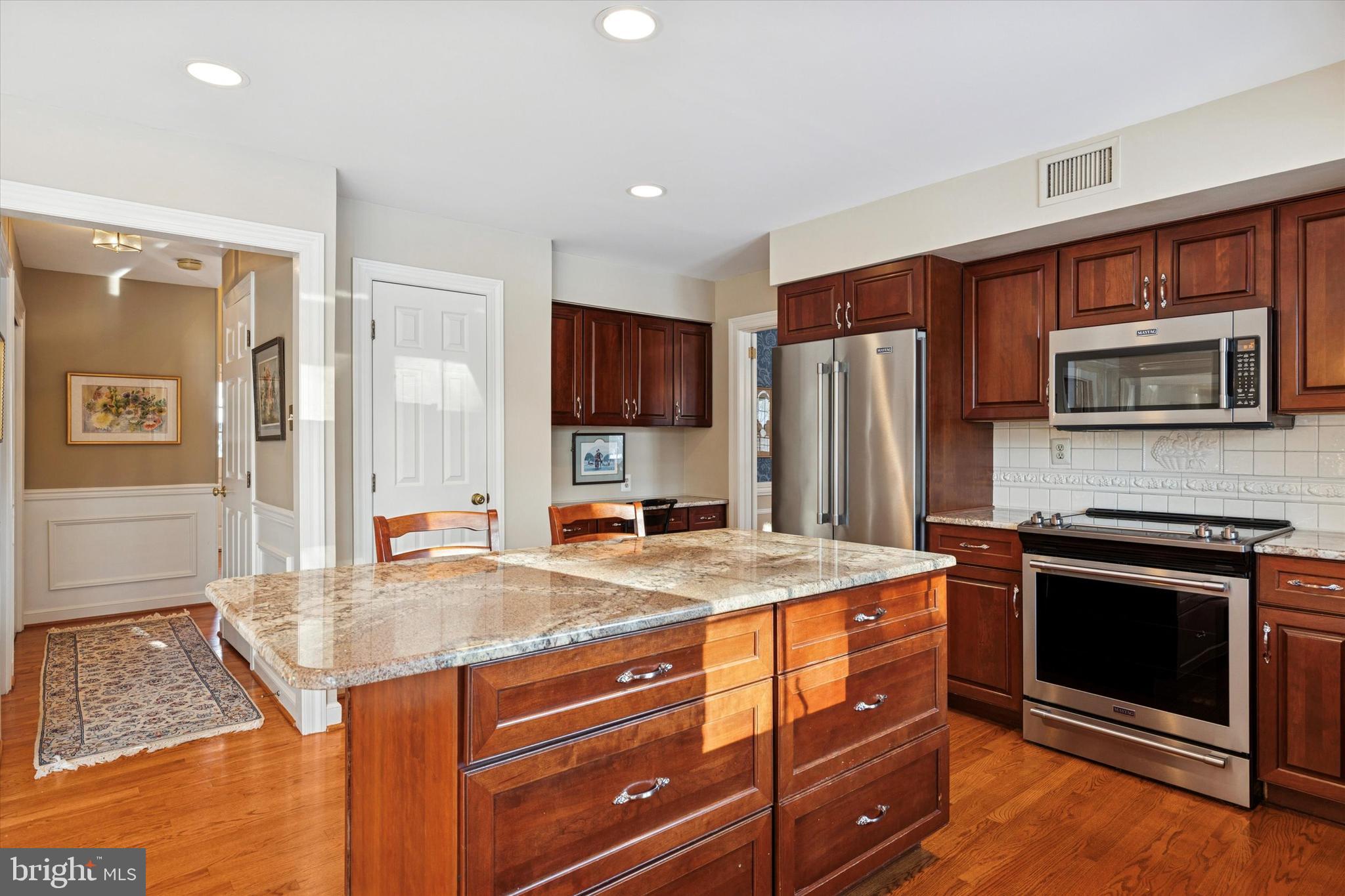 OAK RIDGE - Residential