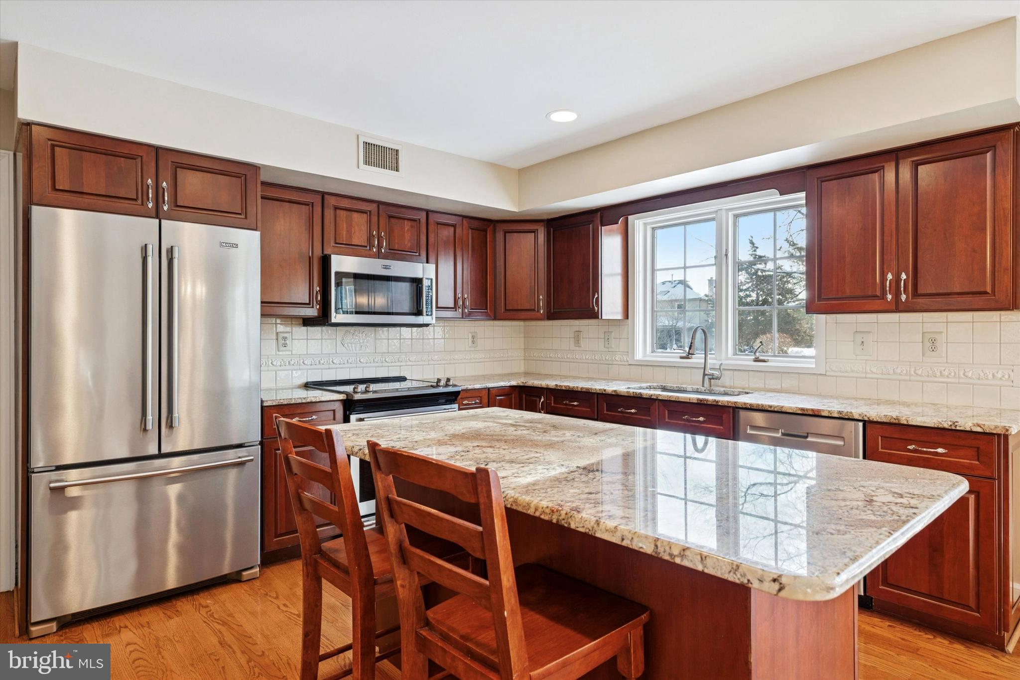 OAK RIDGE - Residential