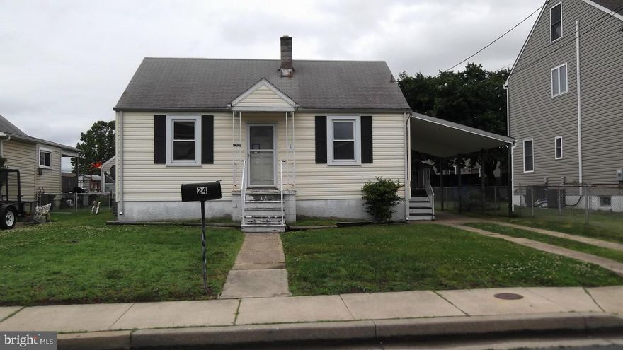 2 BED 1 BATH IN NEED OF REHAB AND REPAIRS. LARGE YARD WITH SHED. UPDATED BATH IN PROGRESS.CALL CSS TO SHOW.