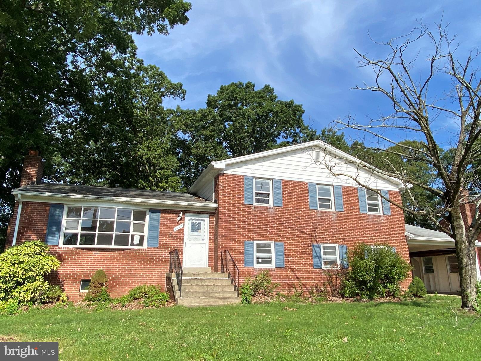 DORCHESTER ESTATES - Residential