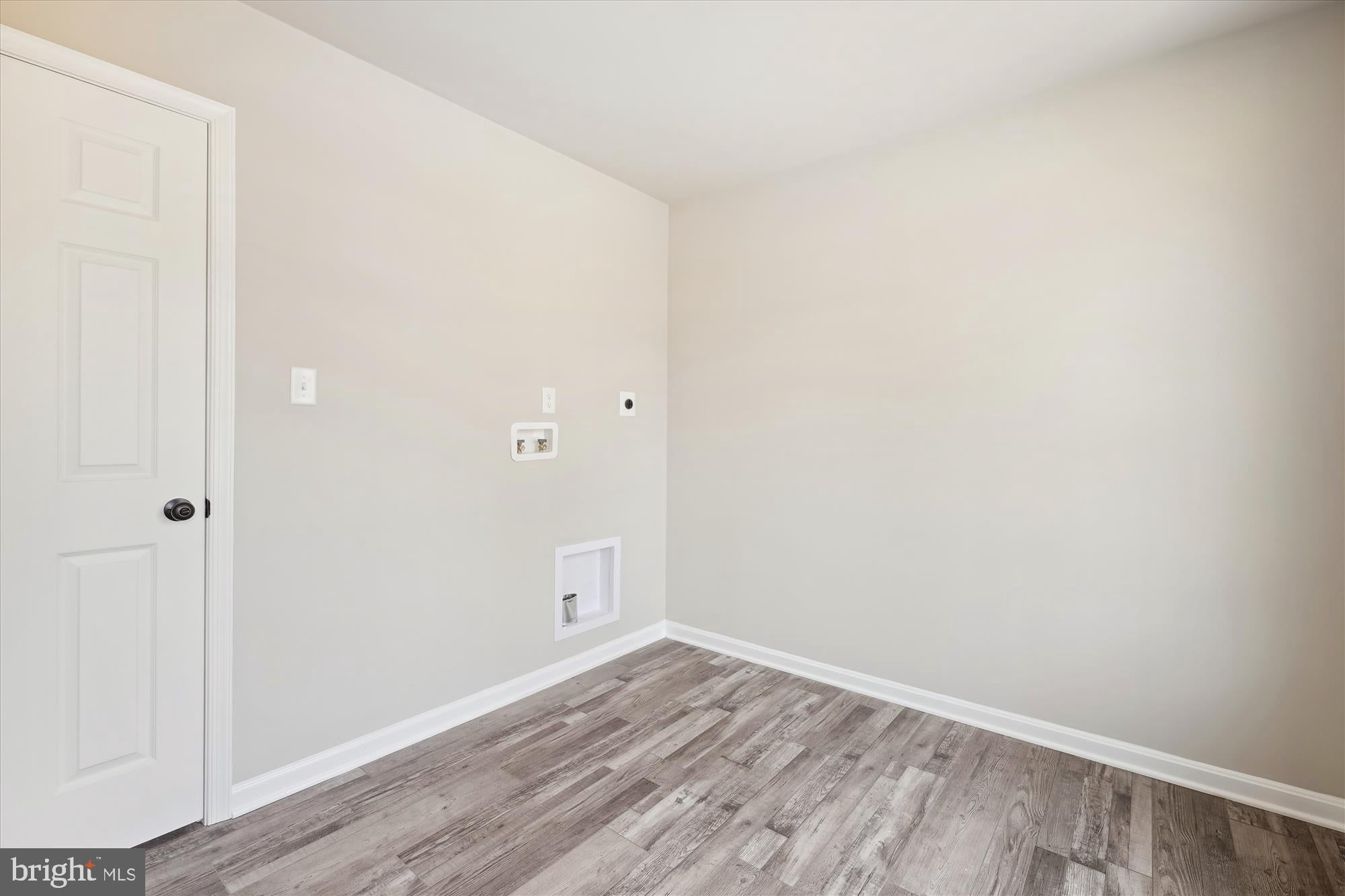 854 FOREST GLEN ROAD