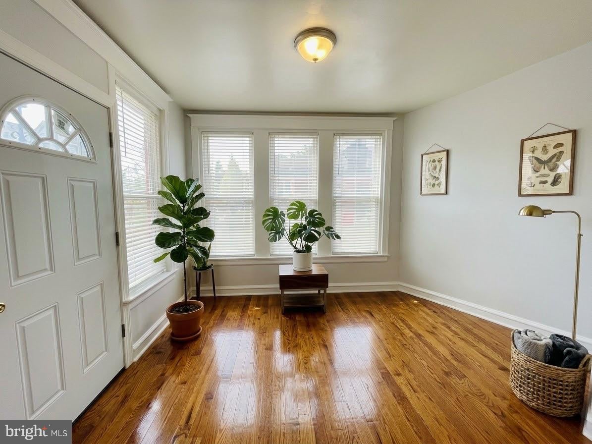 102 W SPENCER AVENUE