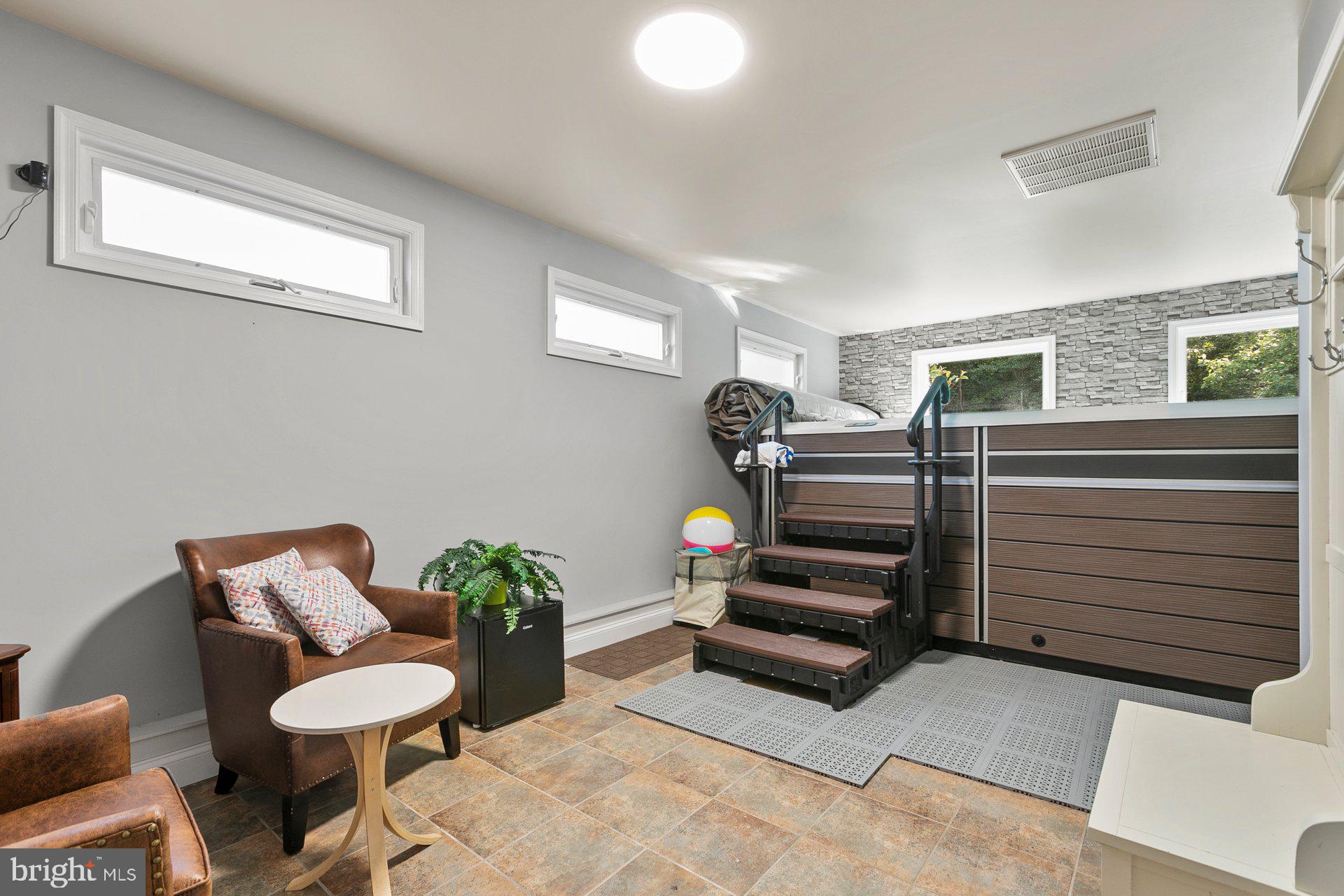 SOUTH ESSEX - Residential