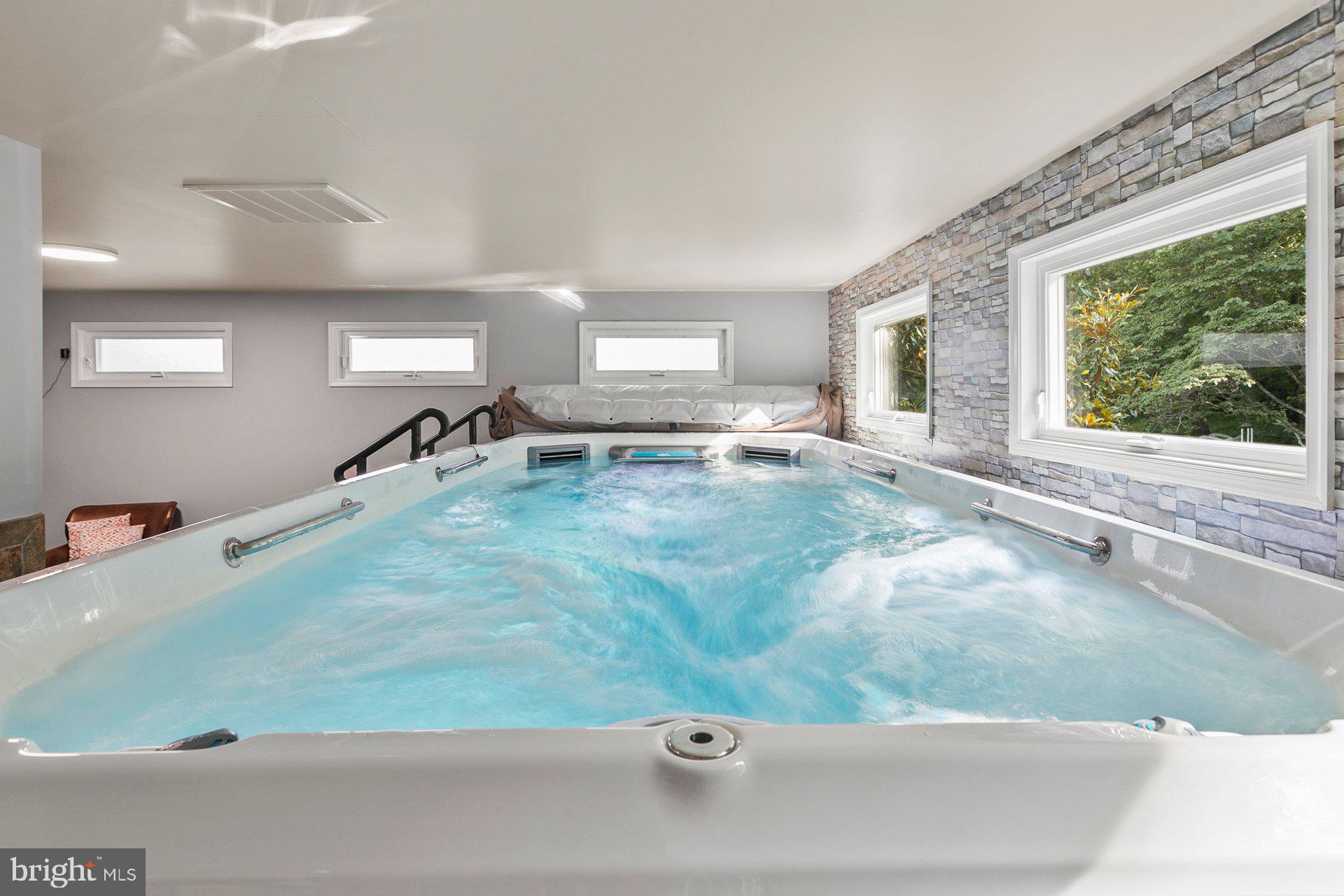 SOUTH ESSEX - Residential