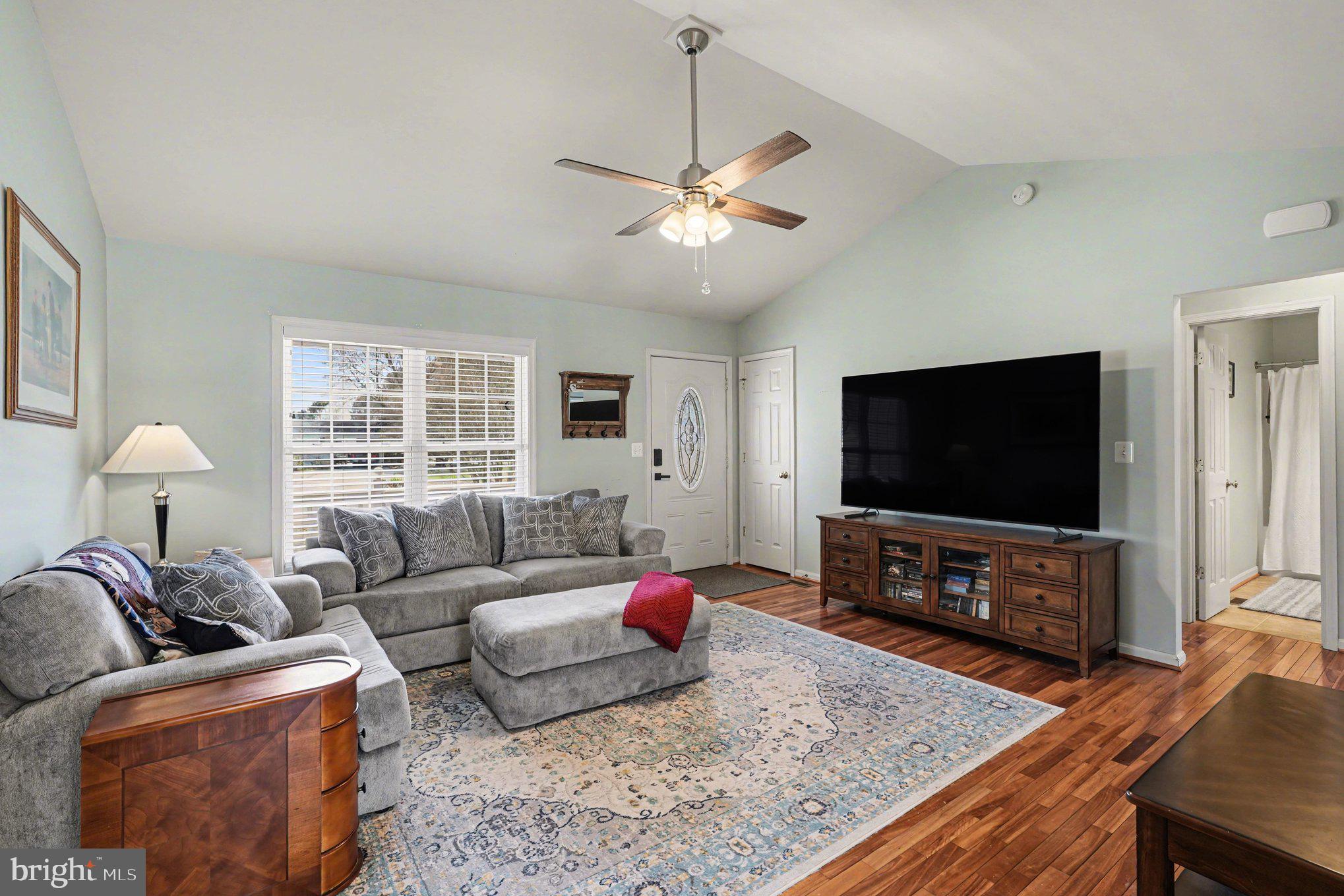 POTOMAC SHORES - Residential