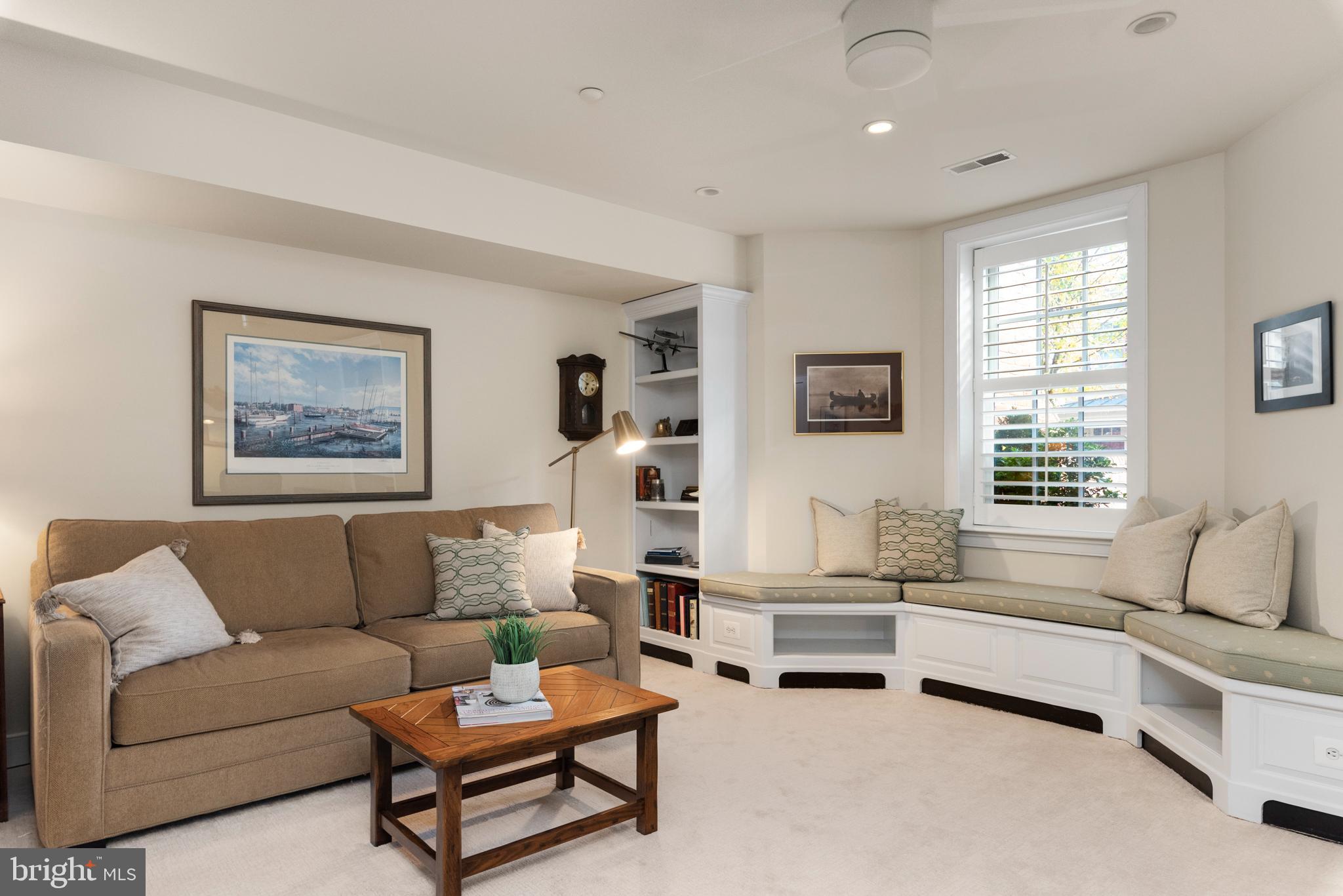 HISTORIC DISTRICT - Residential