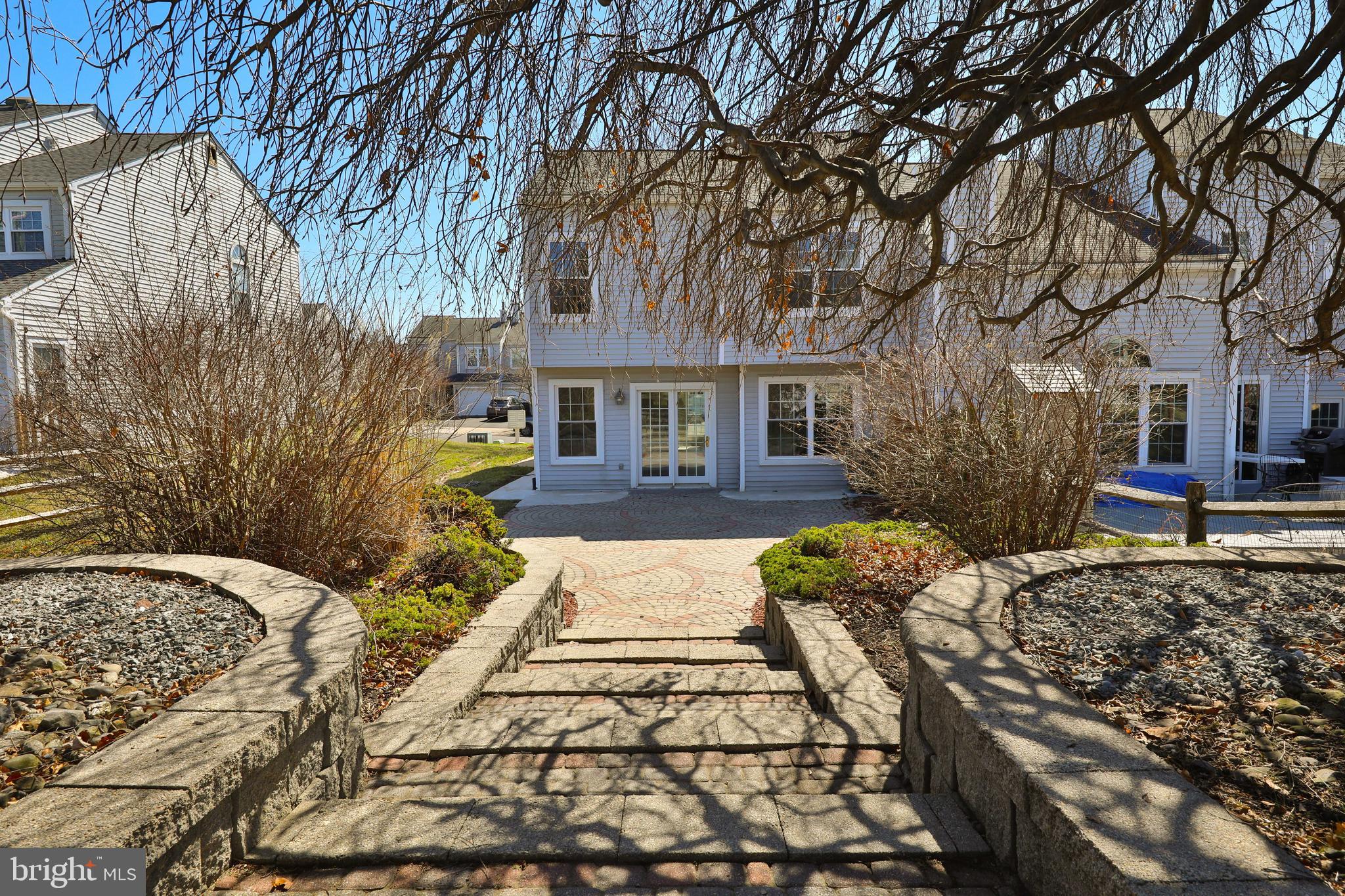 TYLER WALK - Residential