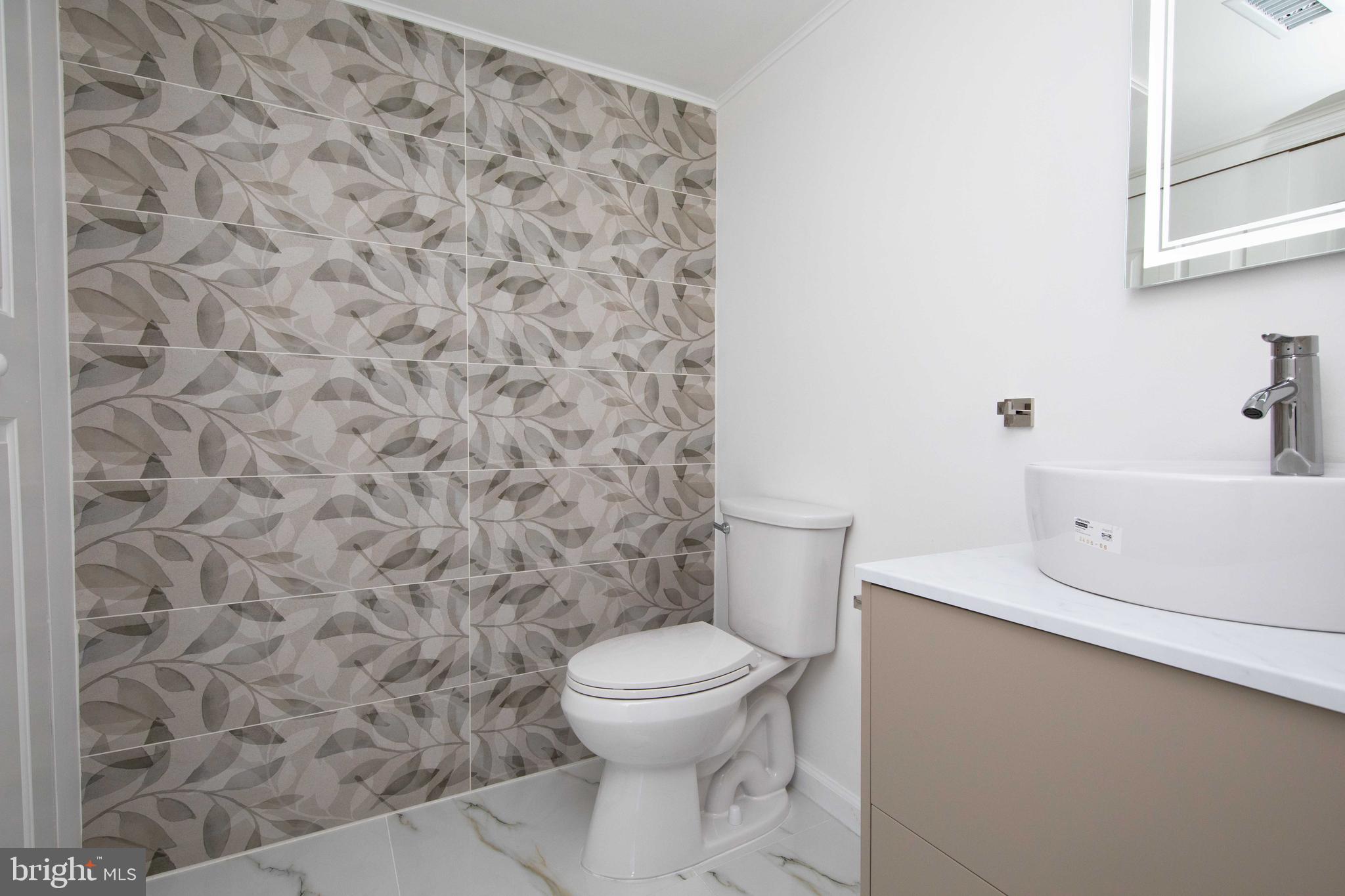 TYLER WALK - Residential