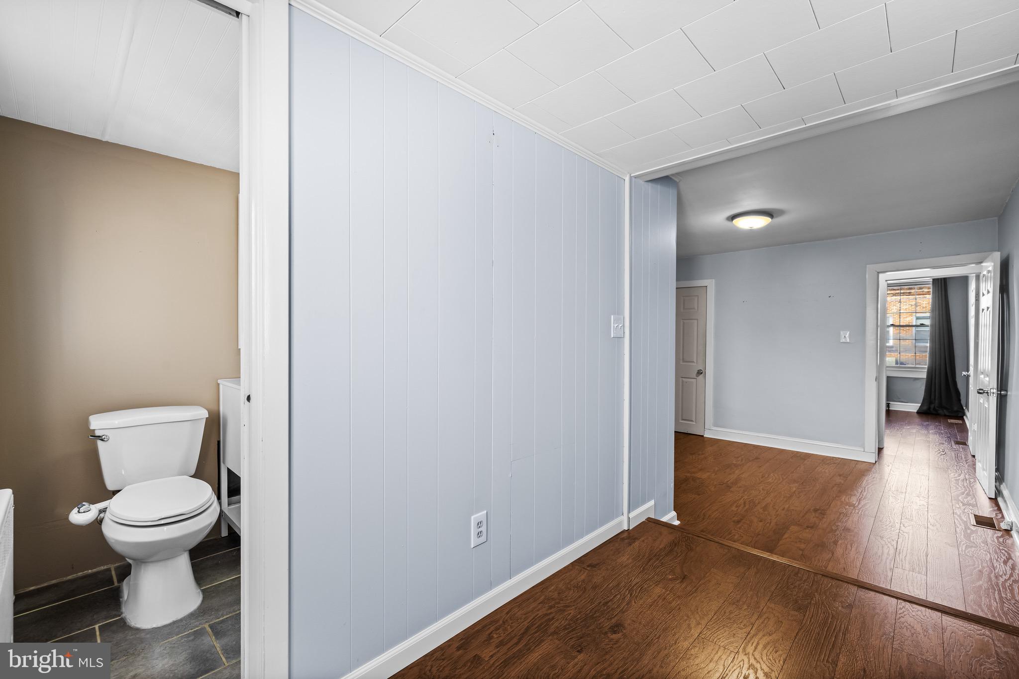 LOCUST POINT - Residential