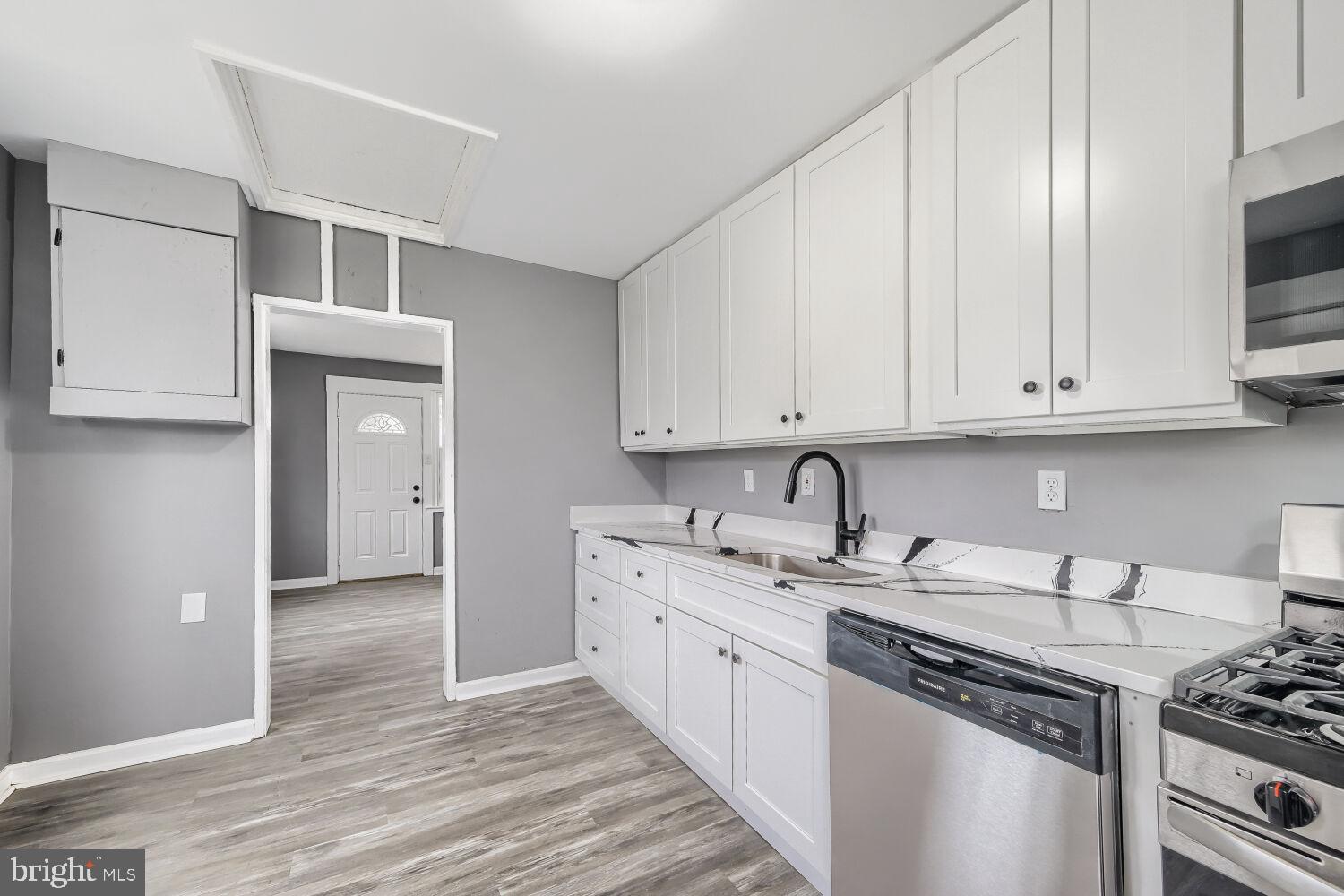 SWAN MEADOWS - Residential