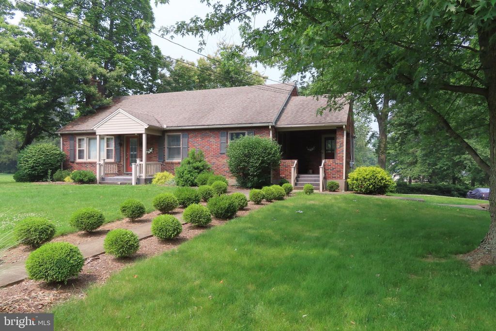 Photo of 14109 Buchanan Trail West, MERCERSBURG, PA 17236 (MLS # PAFL2030020)