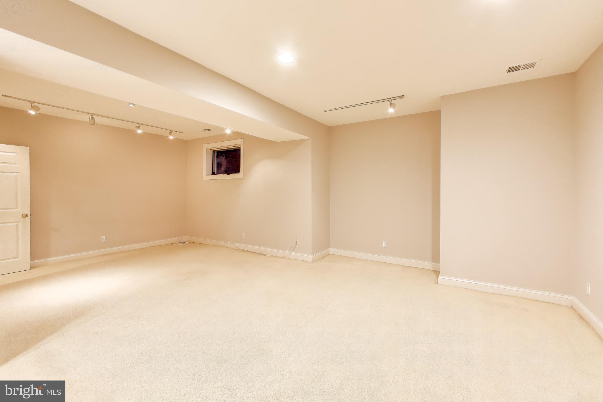 AVENEL - Residential