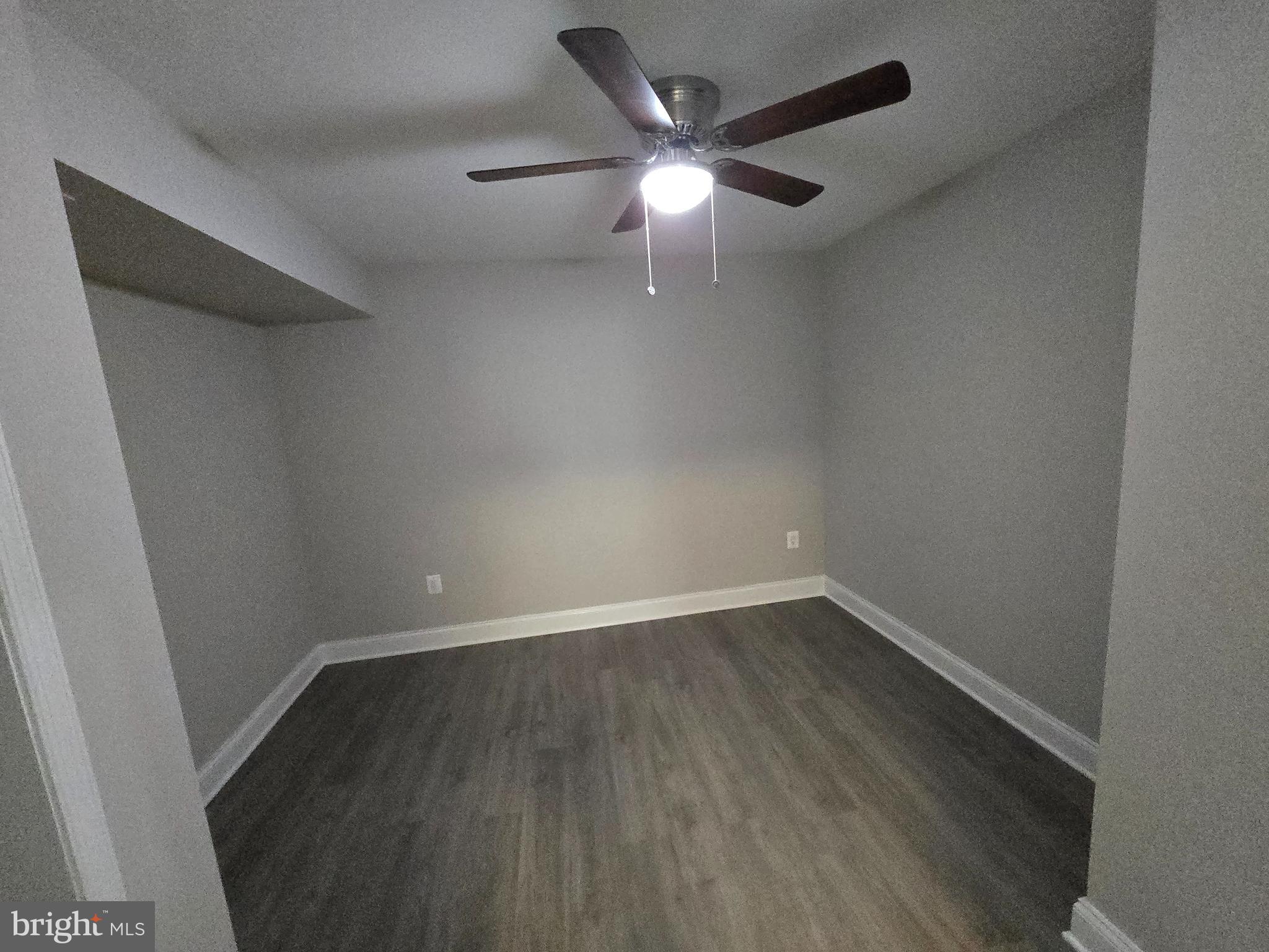 FOX RUN ESTATES - Residential